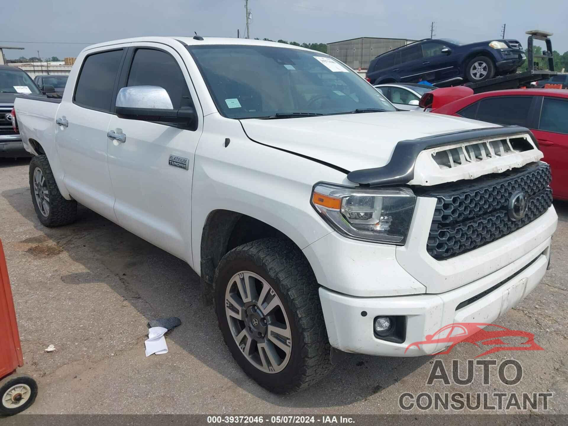 TOYOTA TUNDRA 2018 - 5TFAY5F17JX747615