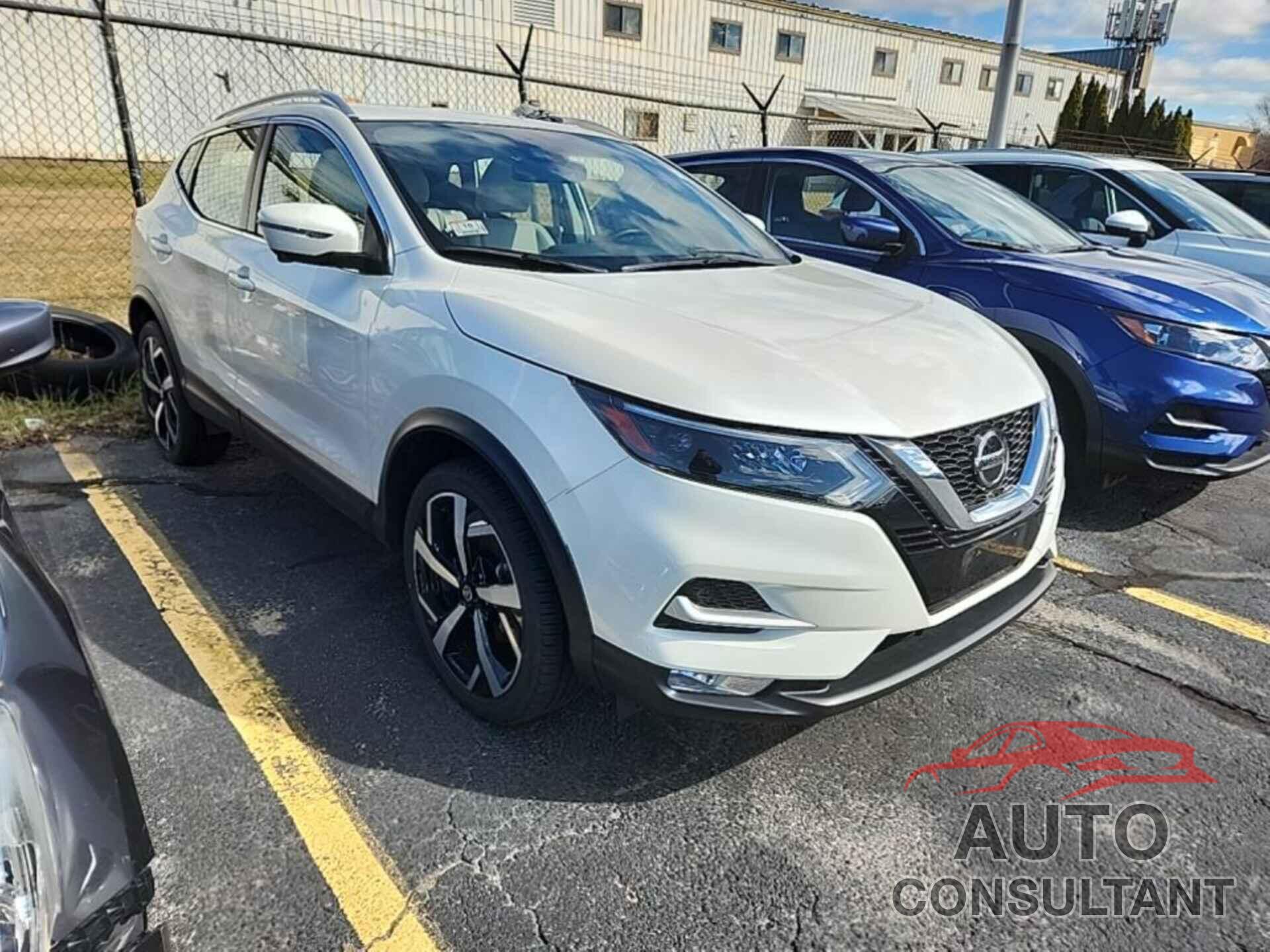 NISSAN ROGUE SPORT 2022 - JN1BJ1CW3NW481803