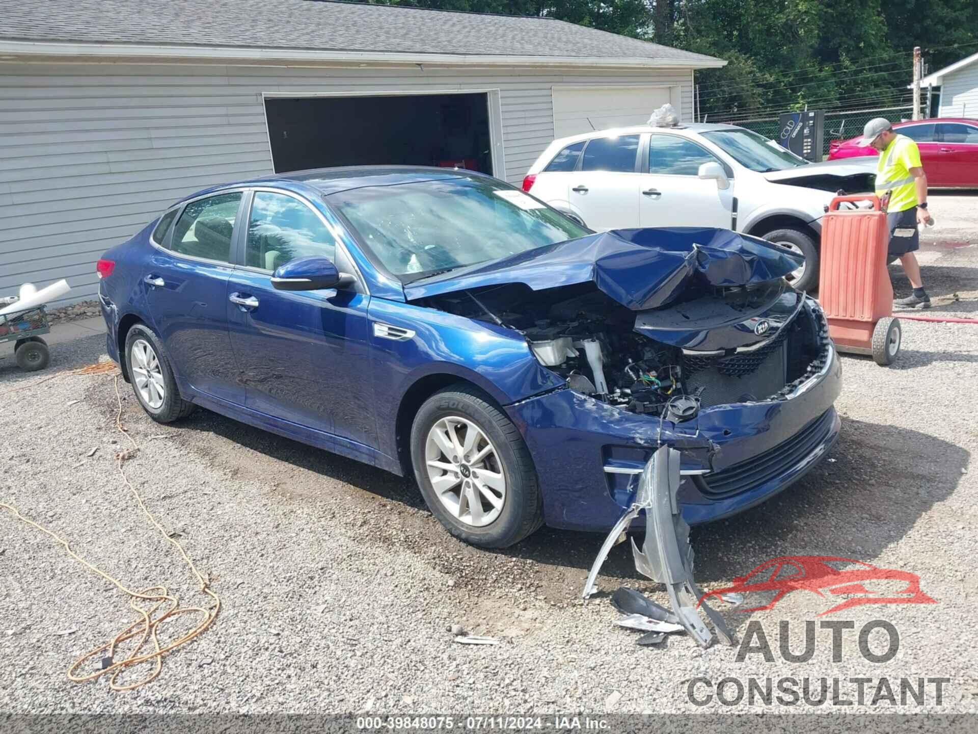 KIA OPTIMA 2018 - 5XXGT4L35JG238574