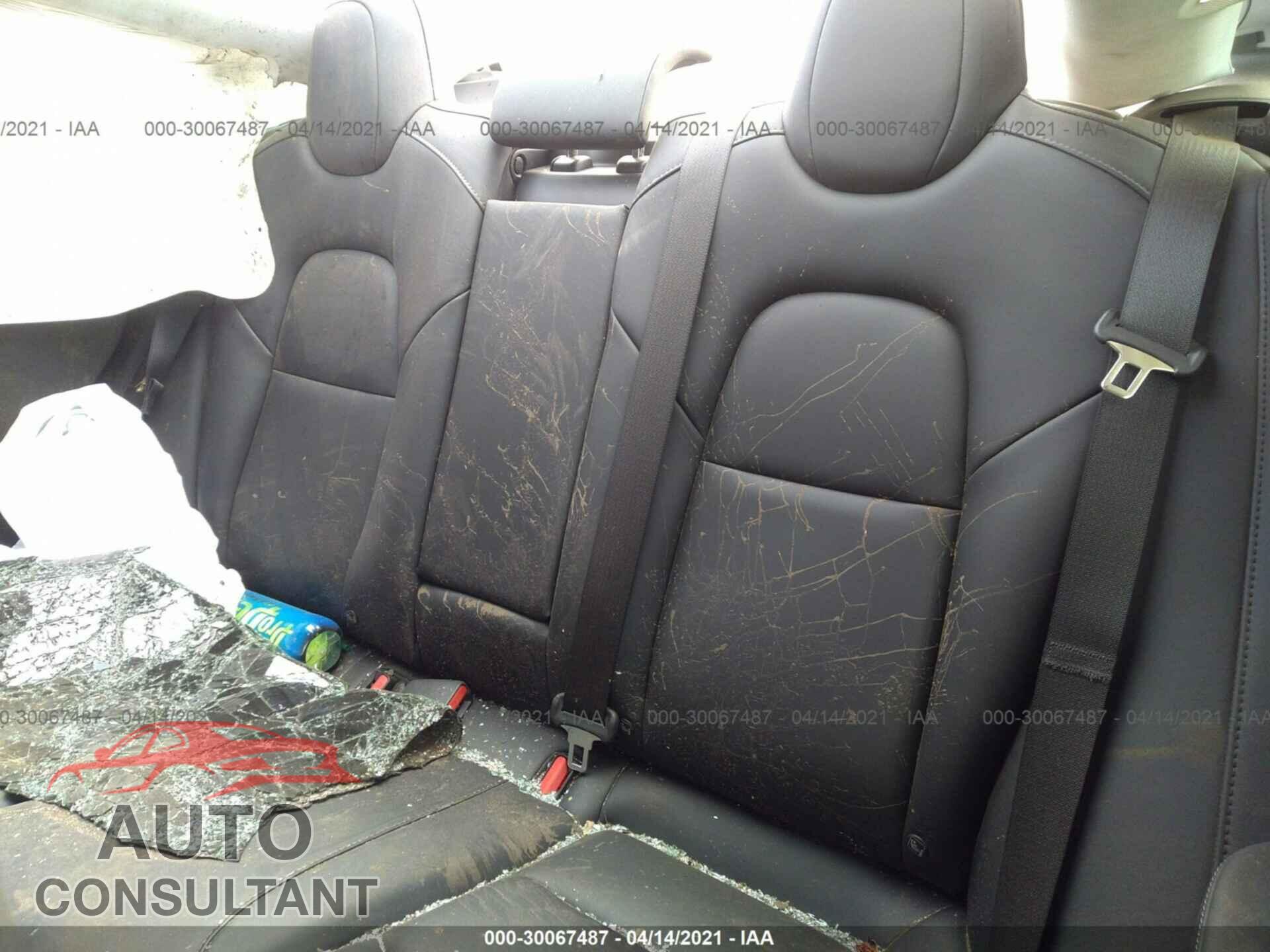 TESLA MODEL 3 2021 - 5YJ3E1EA5MF871893