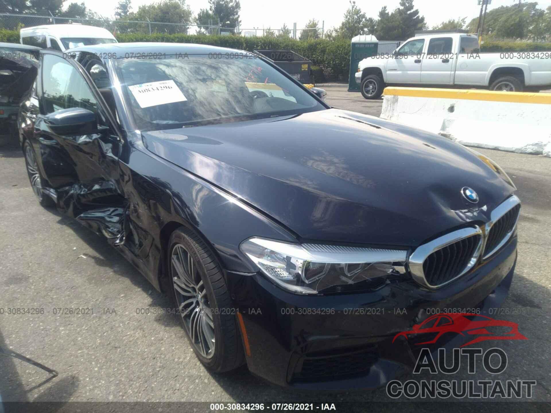 BMW 5 SERIES 2018 - WBAJA5C58JWA36135