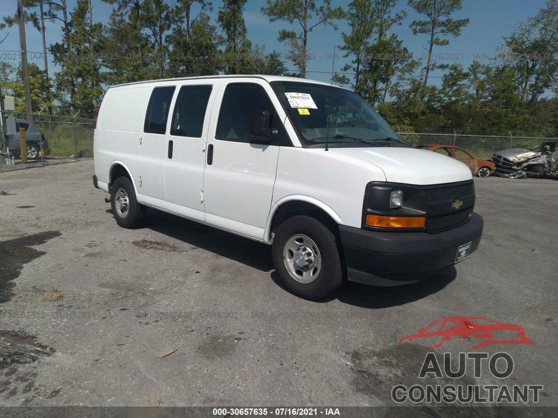 CHEVROLET EXPRESS CARGO VAN 2017 - 1GCWGAFFXH1193559