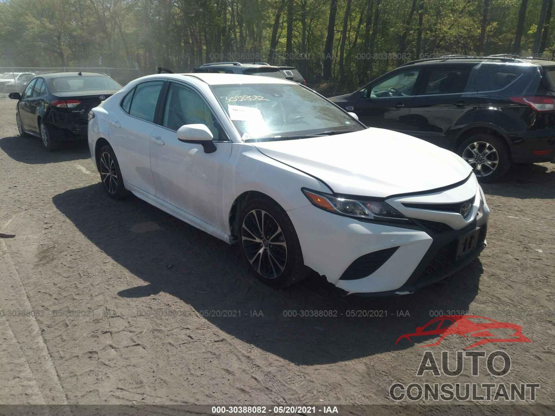 TOYOTA CAMRY 2020 - 4T1G11AK1LU930158