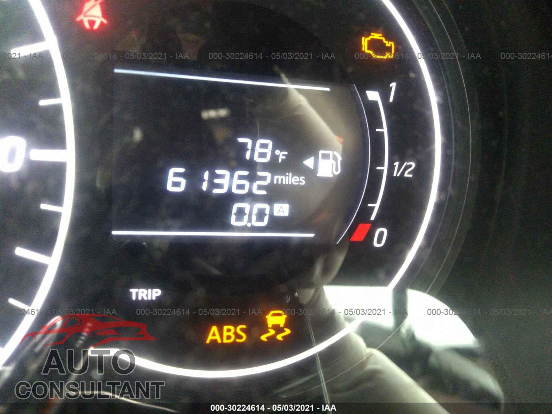 NISSAN VERSA NOTE 2016 - 3N1CE2CP2GL399707