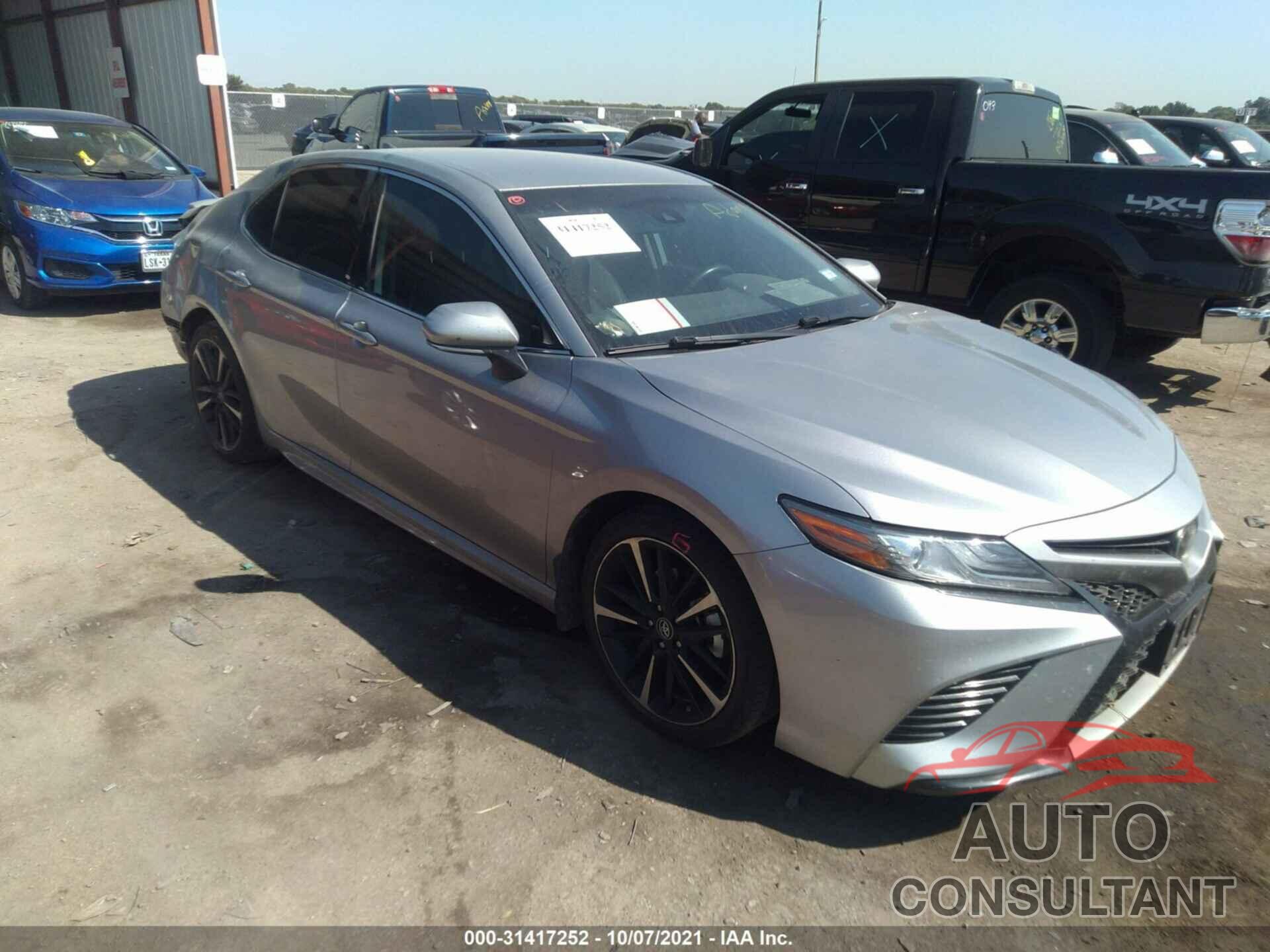 TOYOTA CAMRY 2019 - 5TDDZRFHXKS920212