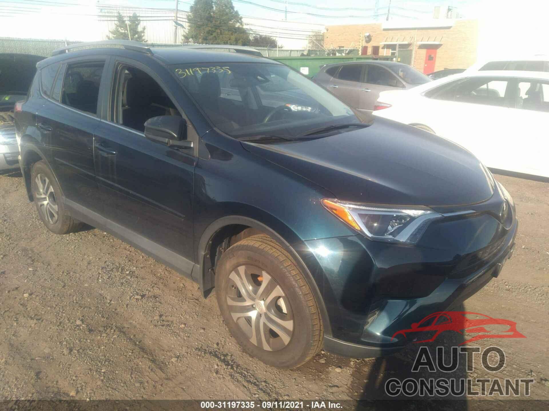 TOYOTA RAV4 2018 - 2T3BFREV3JW831411