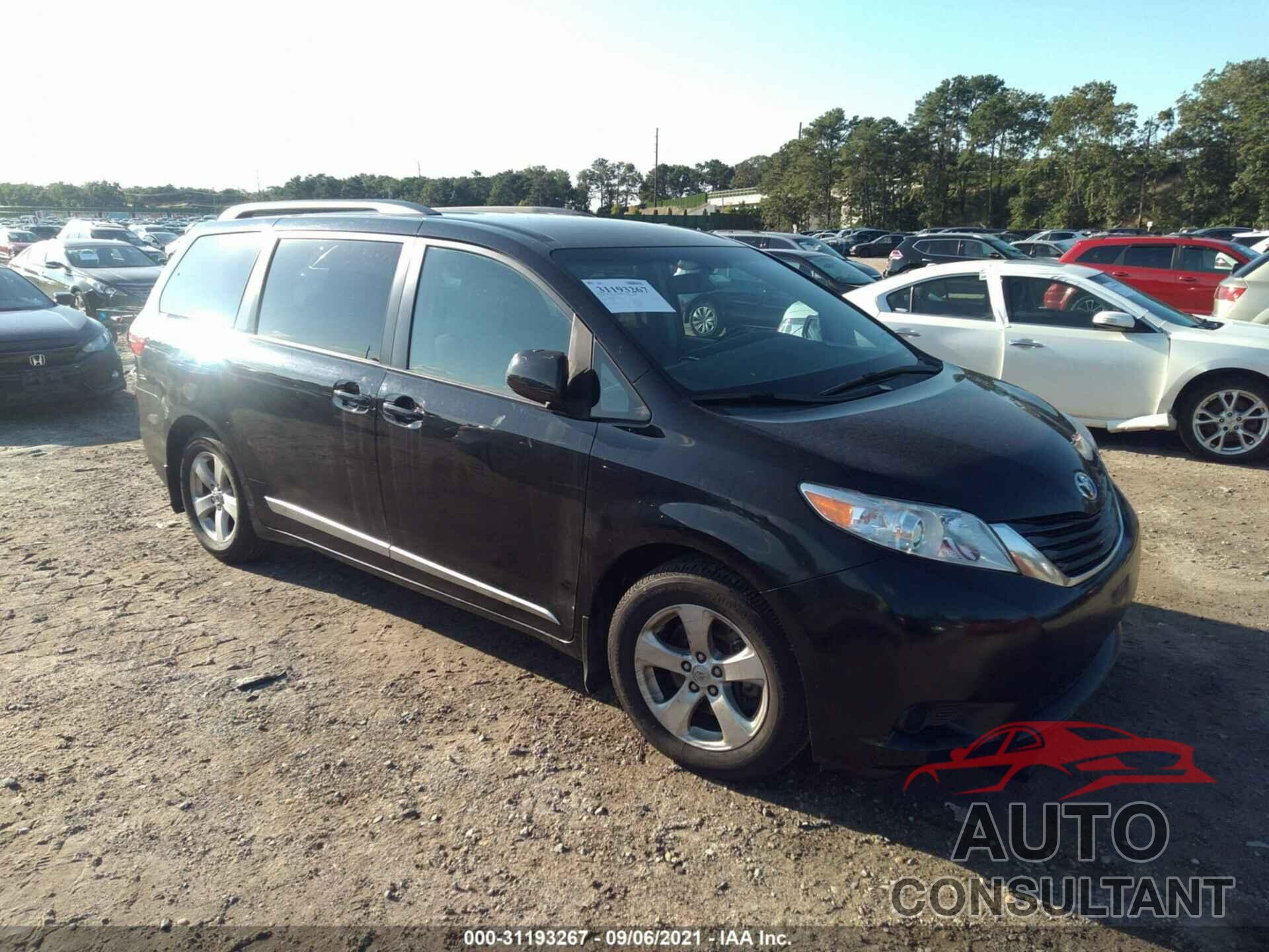 TOYOTA SIENNA 2017 - 5TDKZ3DC9HS823166