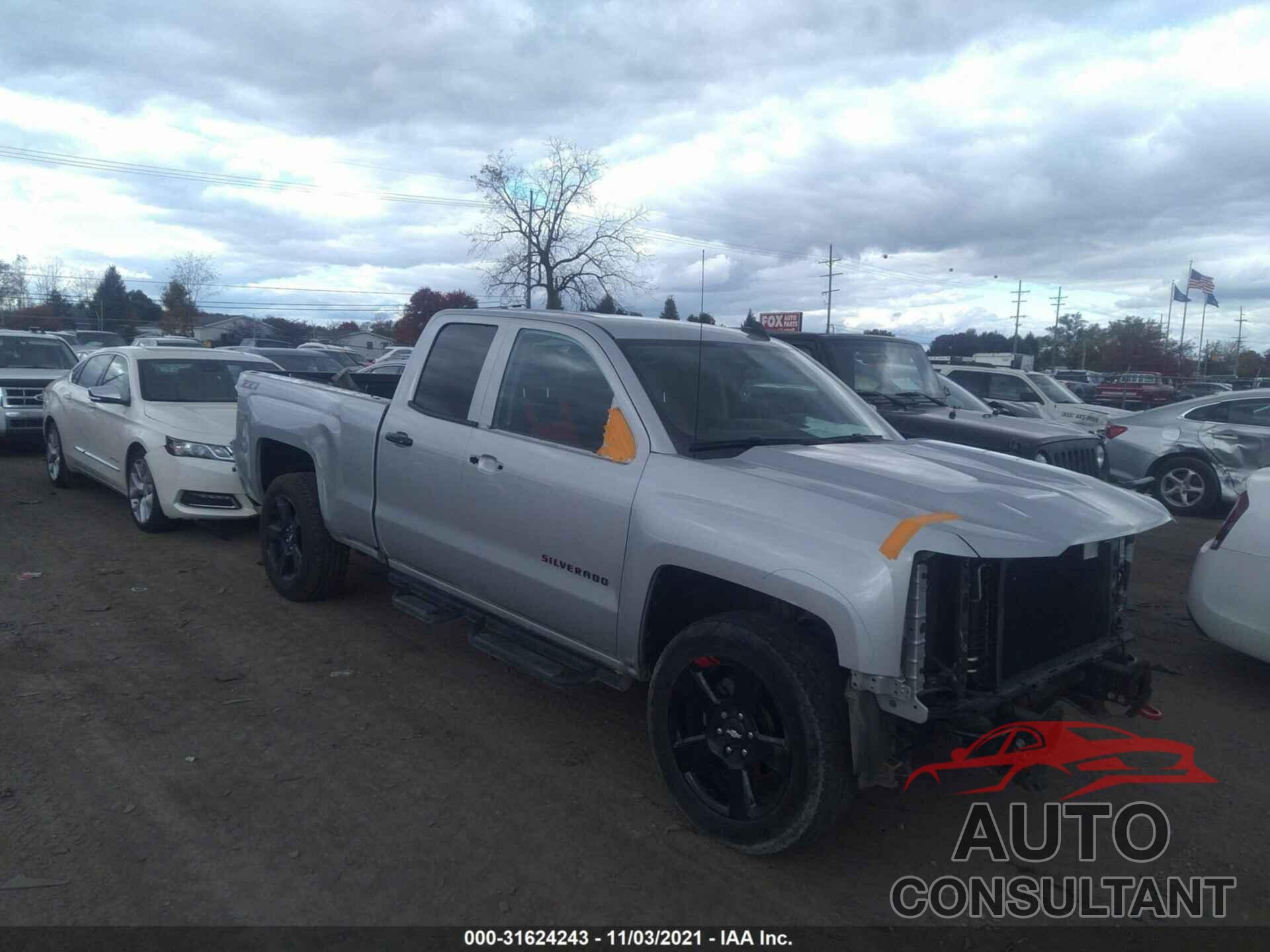 CHEVROLET SILVERADO 1500 2018 - 1GCVKRECXJZ366424