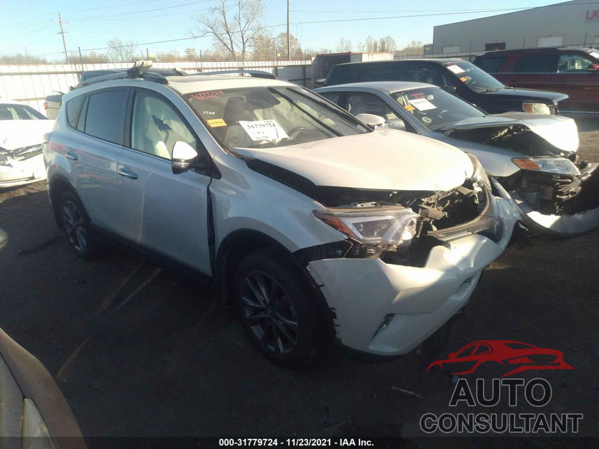 TOYOTA RAV4 2017 - JTMDFREV4HJ140843