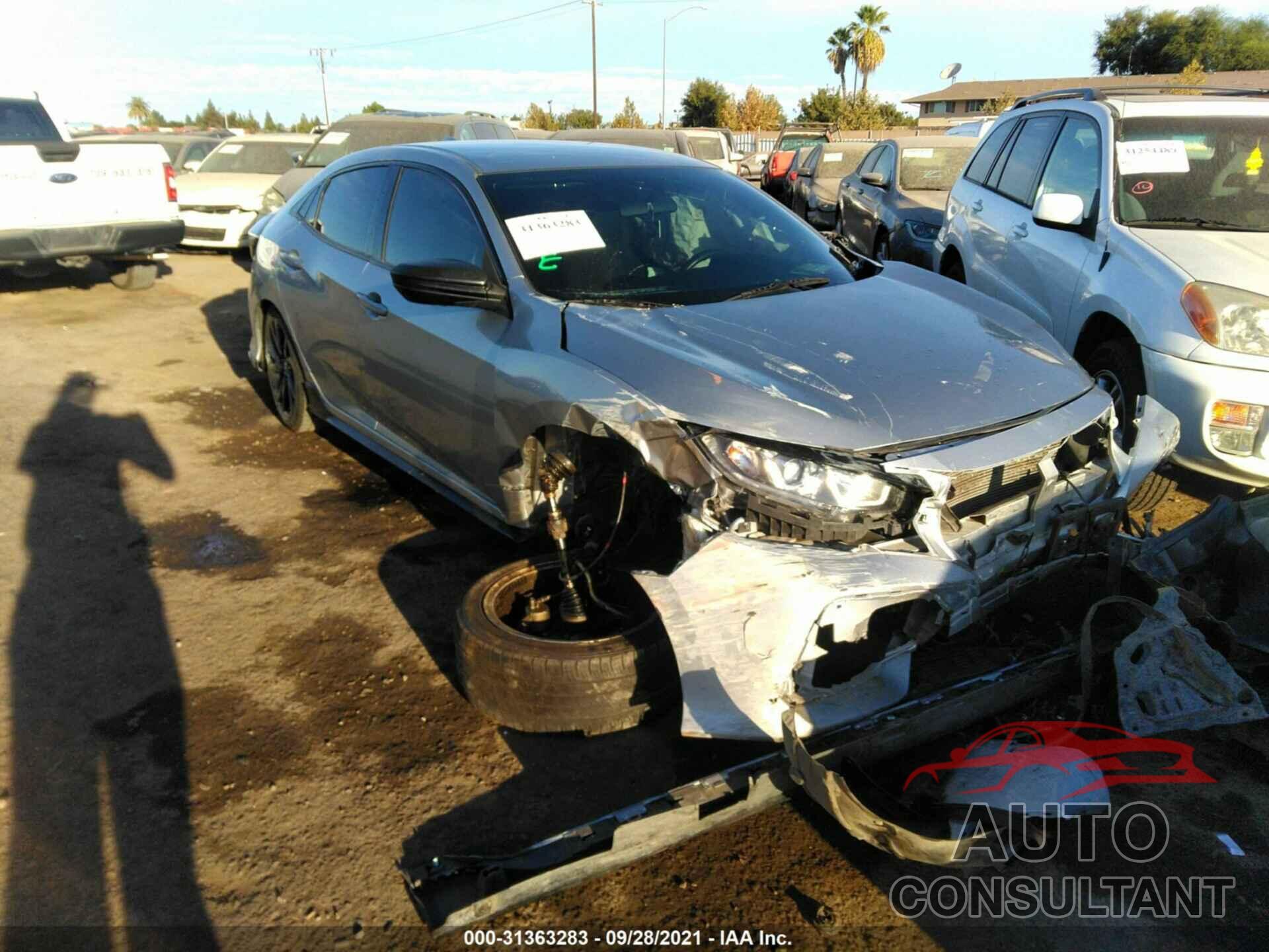 HONDA CIVIC HATCHBACK 2018 - SHHFK7H44JU402383