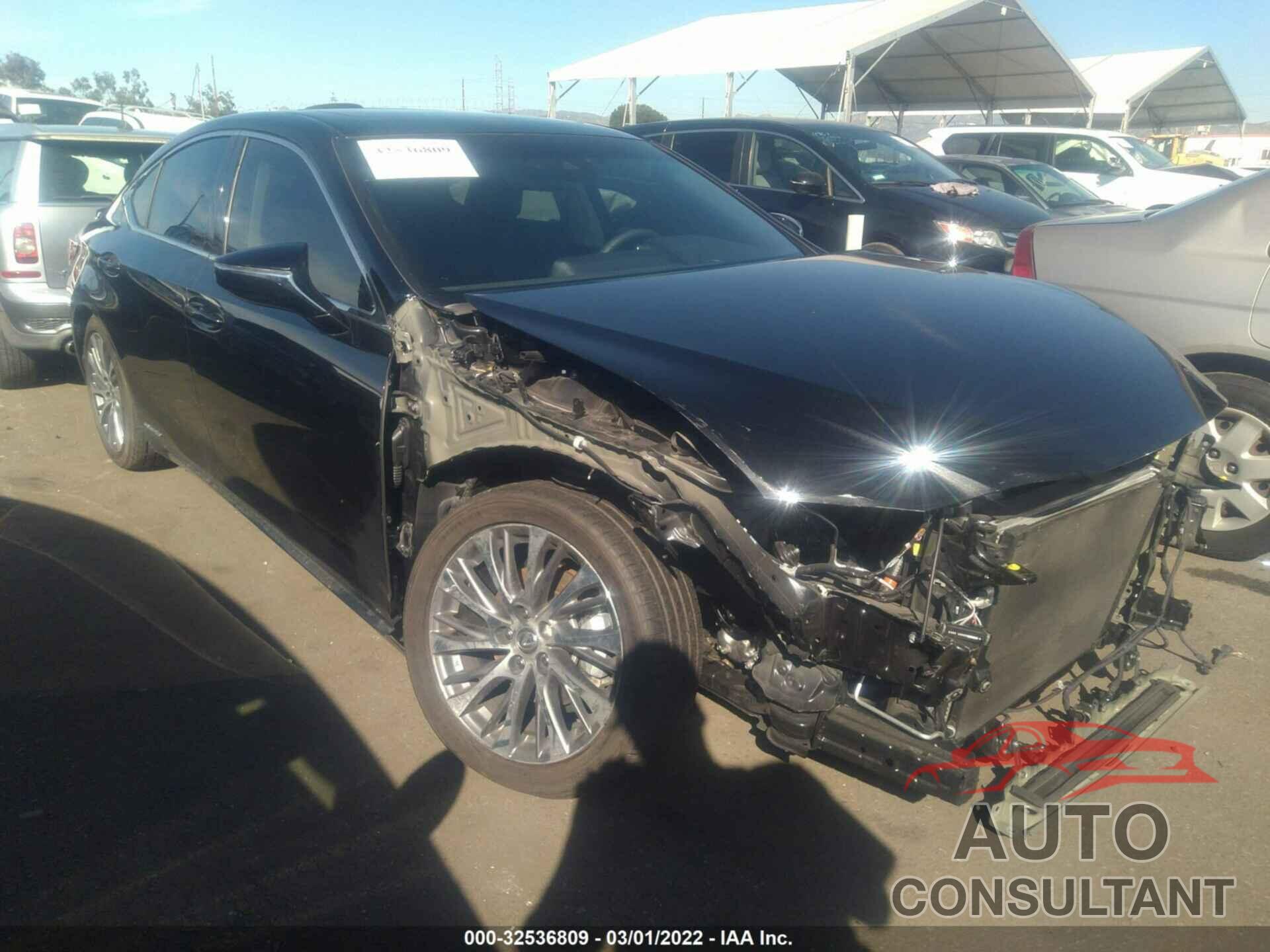 LEXUS ES 2021 - 58ADA1C19MU012417