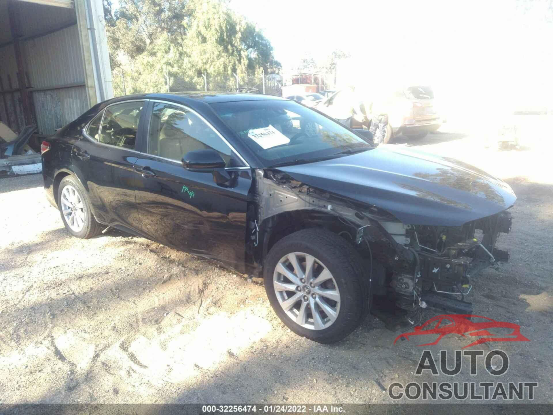 TOYOTA CAMRY 2018 - JTNB11HK0J3042049