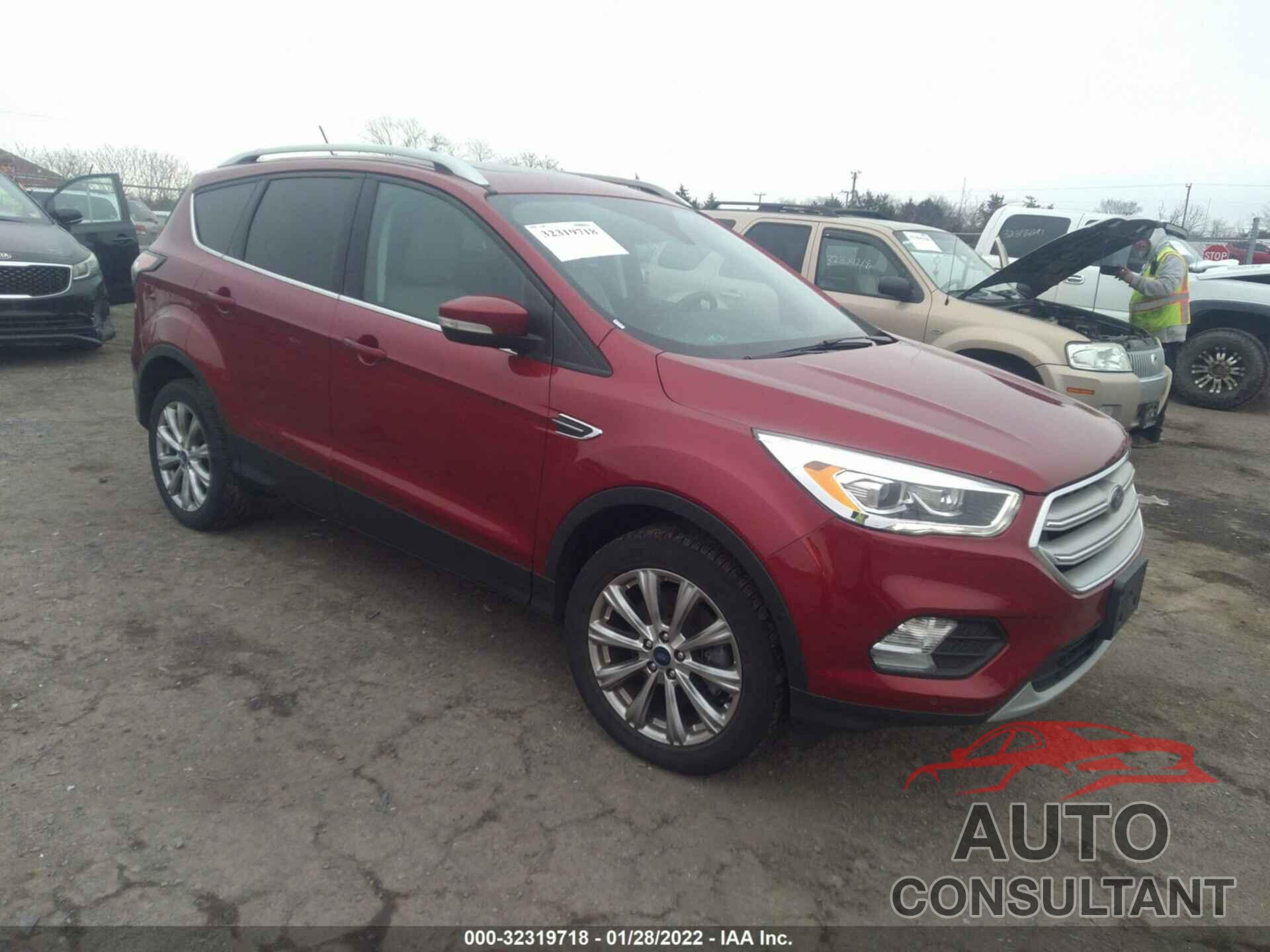 FORD ESCAPE 2018 - 1FMCU9J91JUA68414