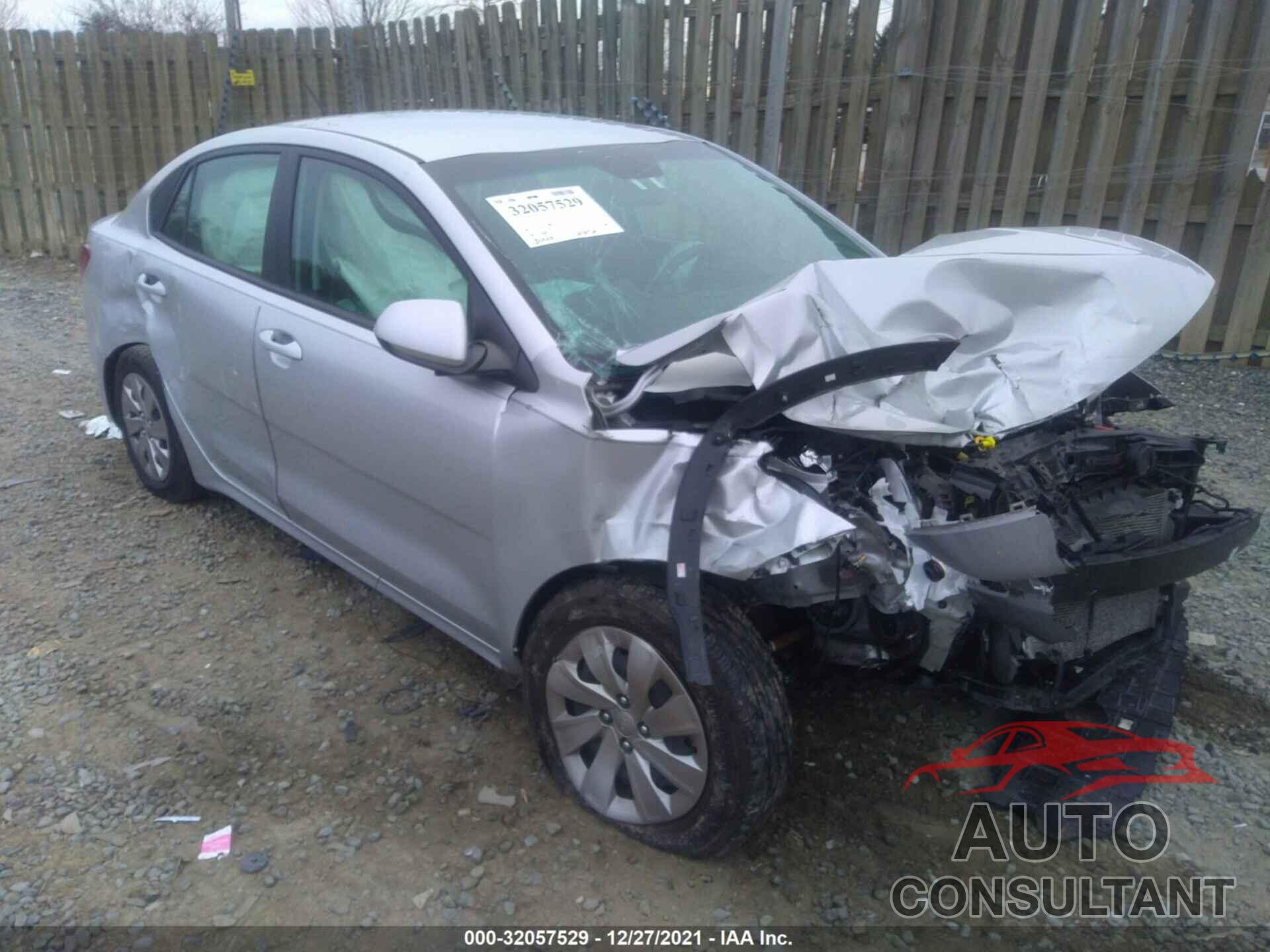 KIA RIO 2018 - 3KPA24AB1JE054969