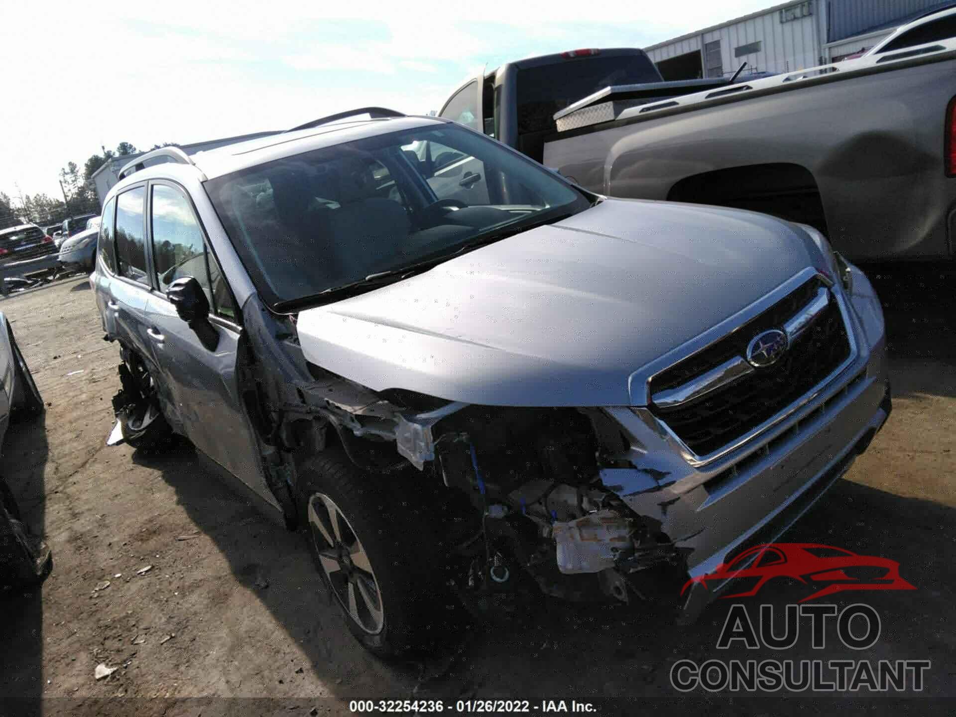 SUBARU FORESTER 2018 - JF2SJAGCXJH492259