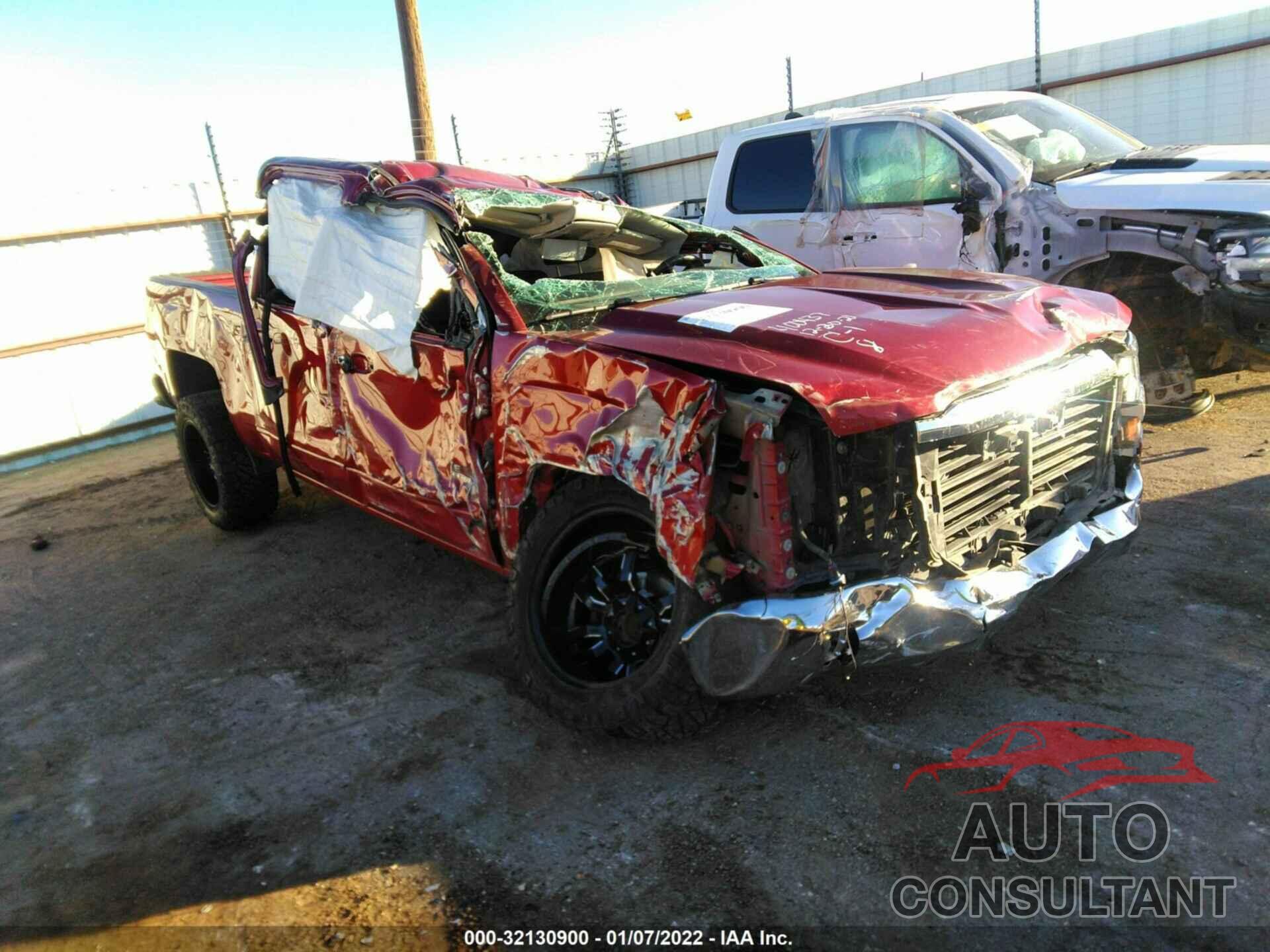 CHEVROLET SILVERADO 1500 2018 - 3GCPCREC5JG557321