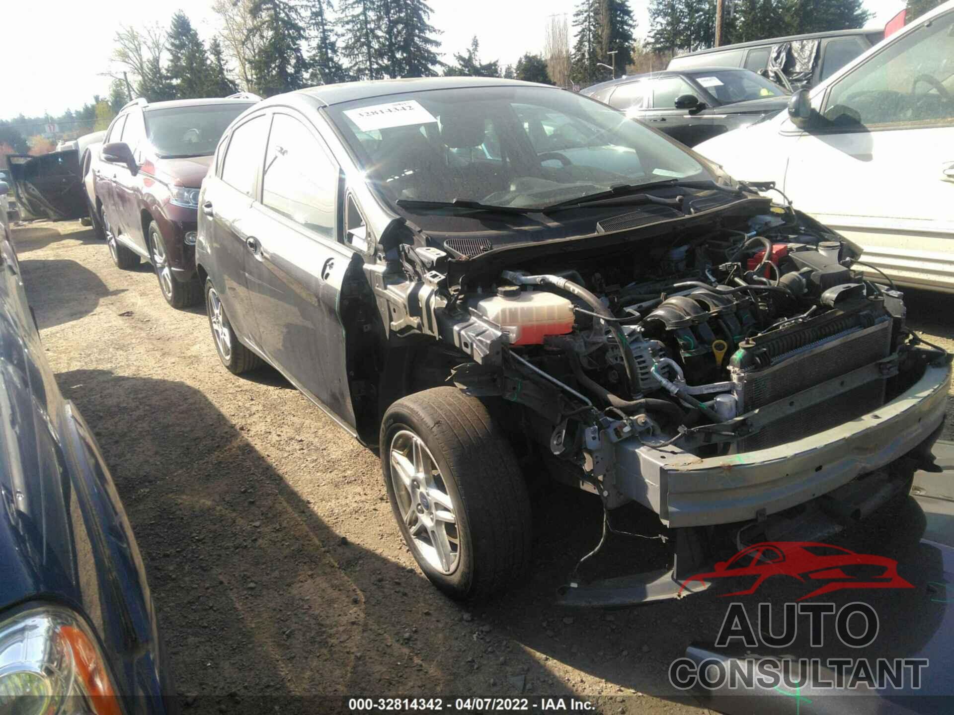 FORD FIESTA 2018 - 3FADP4EJ3JM144491