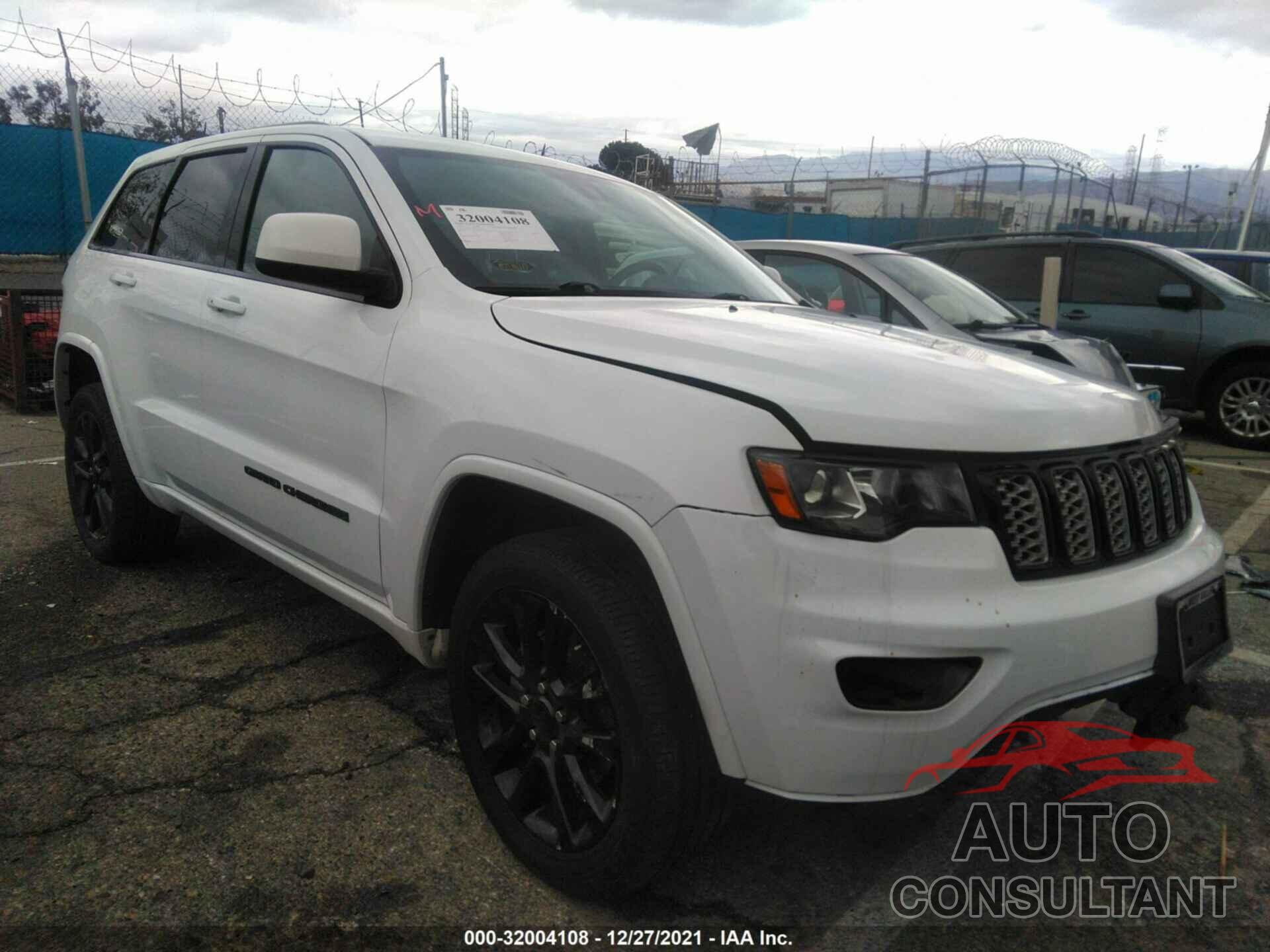 JEEP GRAND CHEROKEE 2018 - 1C4RJFAG8JC122012