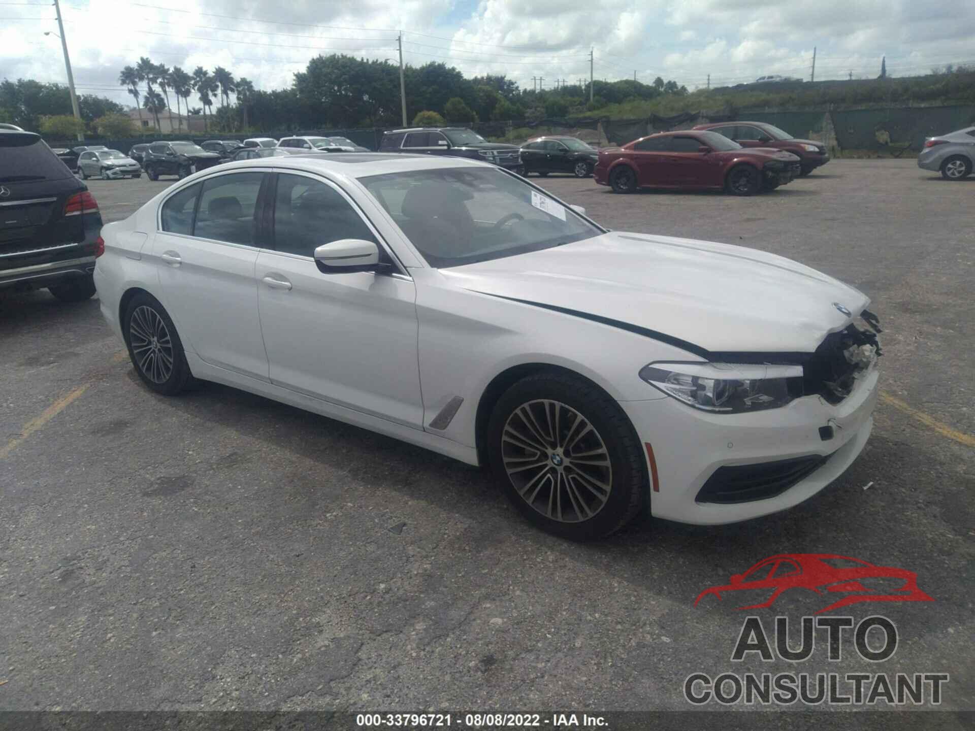 BMW 5 SERIES 2019 - WBAJA7C52KWW18743