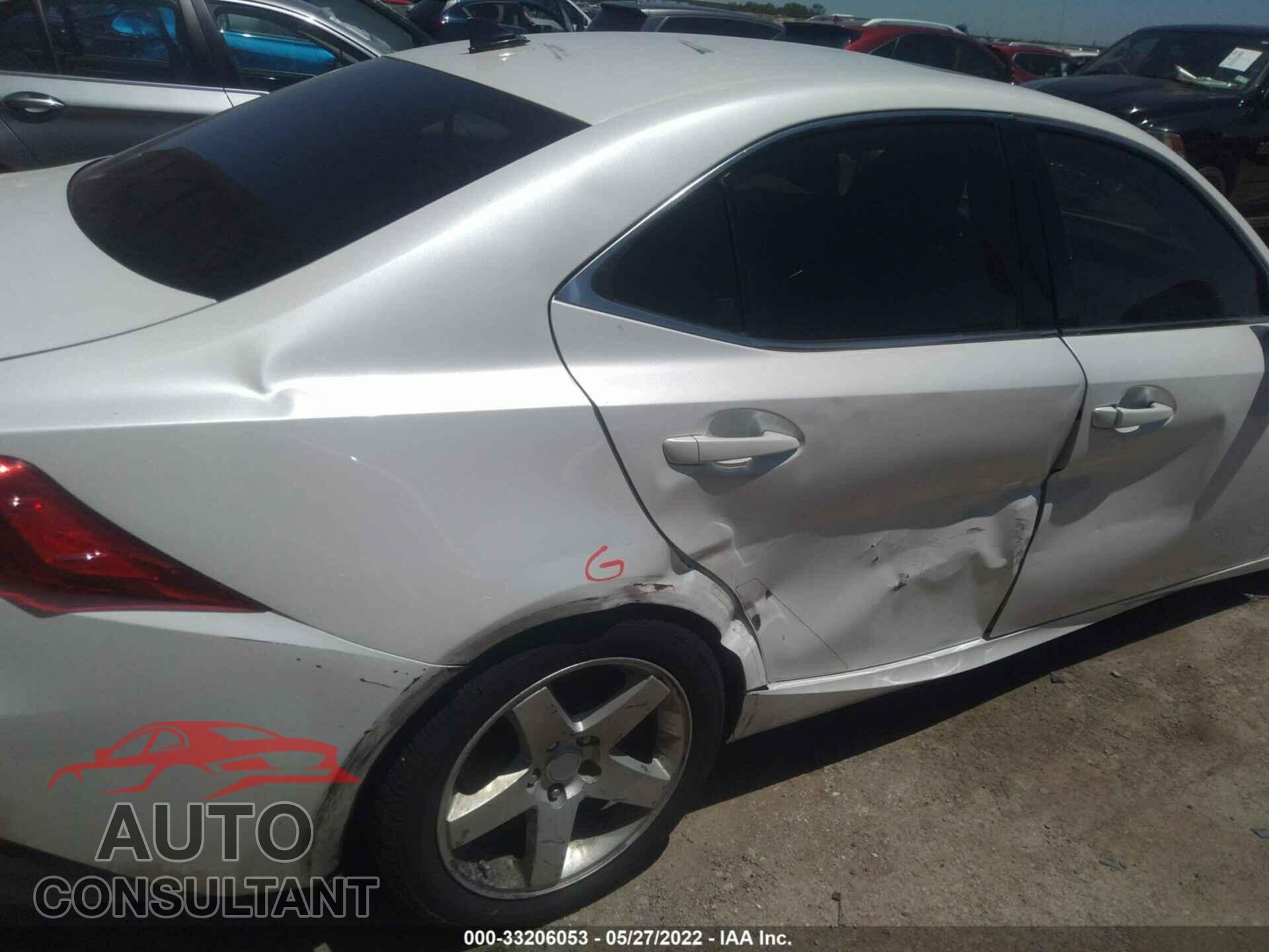 LEXUS IS 2017 - JTHBA1D22H5042190