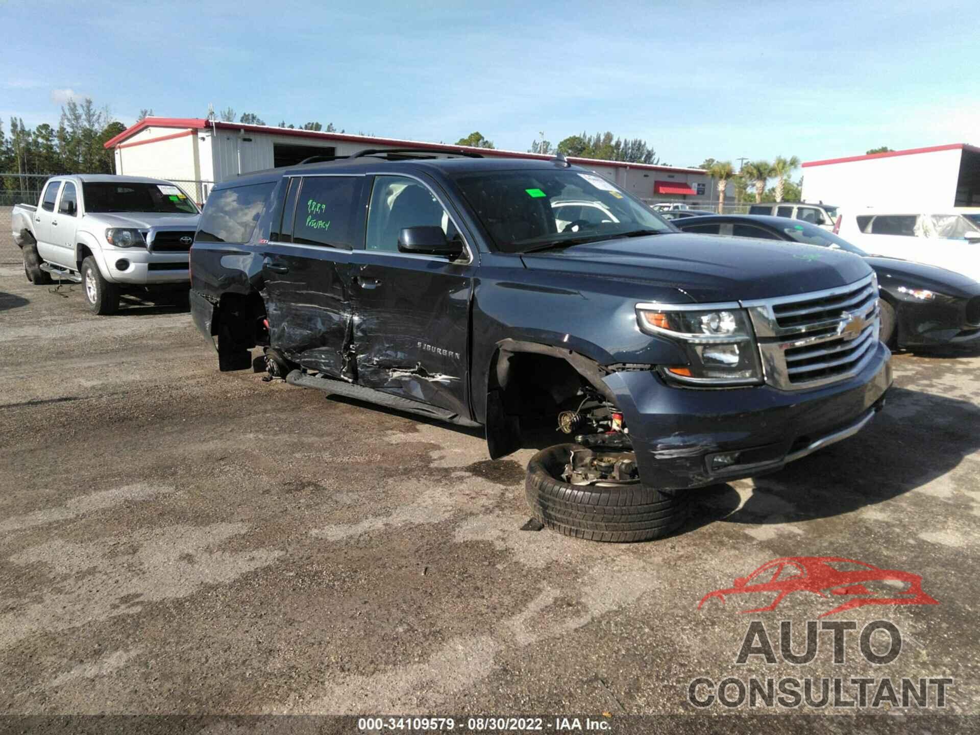 CHEVROLET SUBURBAN 2017 - 1GNSKHKCXHR214176