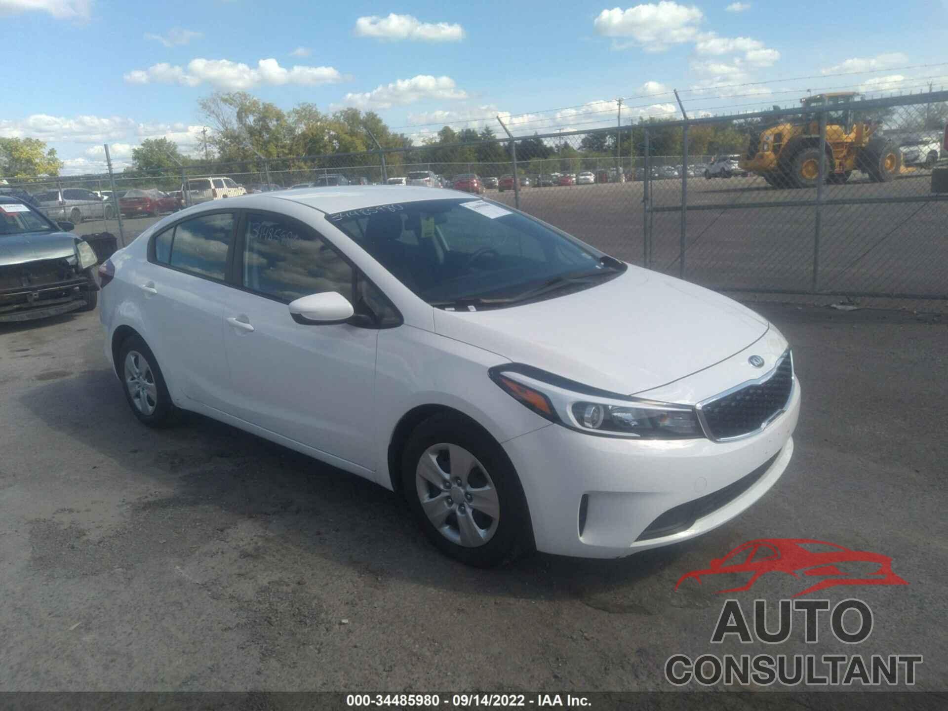 KIA FORTE 2018 - 3KPFK4A76JE283326