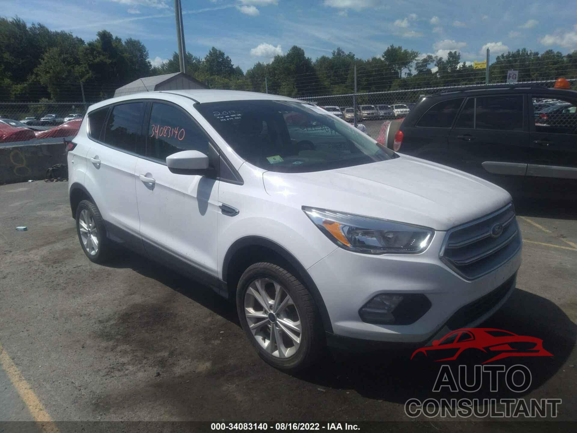 FORD ESCAPE 2017 - 1FMCU9GD3HUC54249