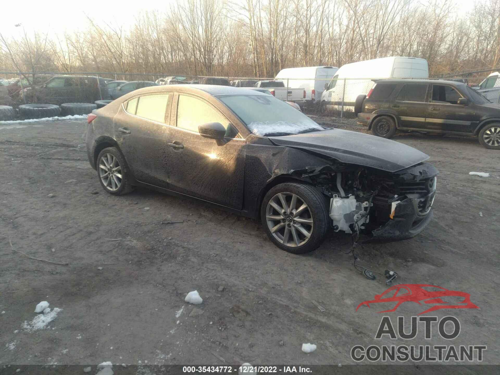 MAZDA MAZDA3 4-DOOR 2017 - JM1BN1V79H1105504