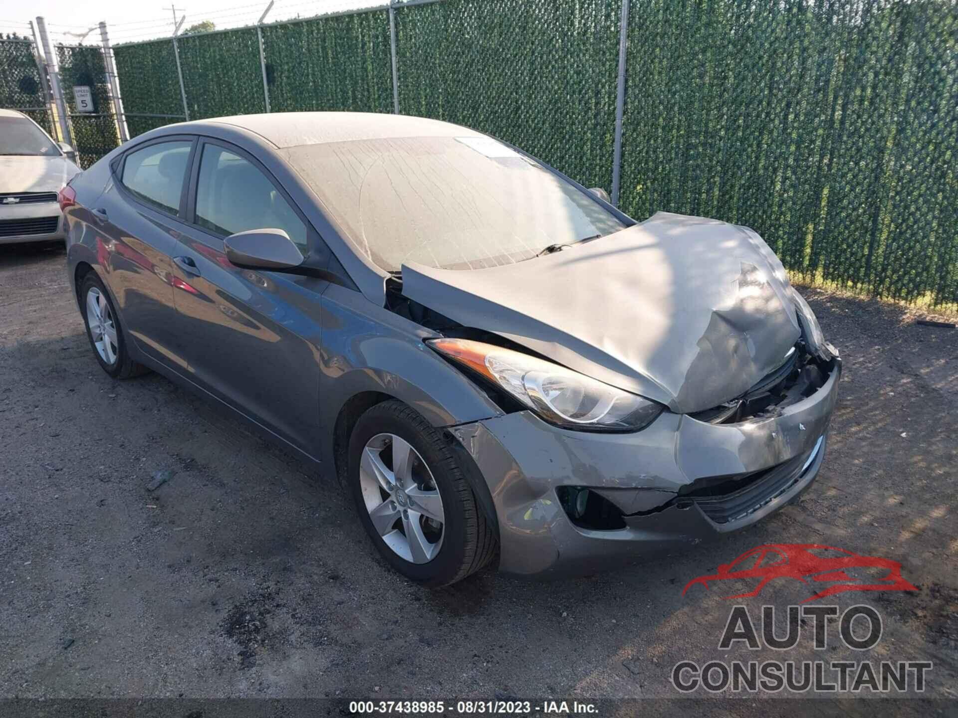 HYUNDAI ELANTRA 2013 - 5NPDH4AE0DH372037