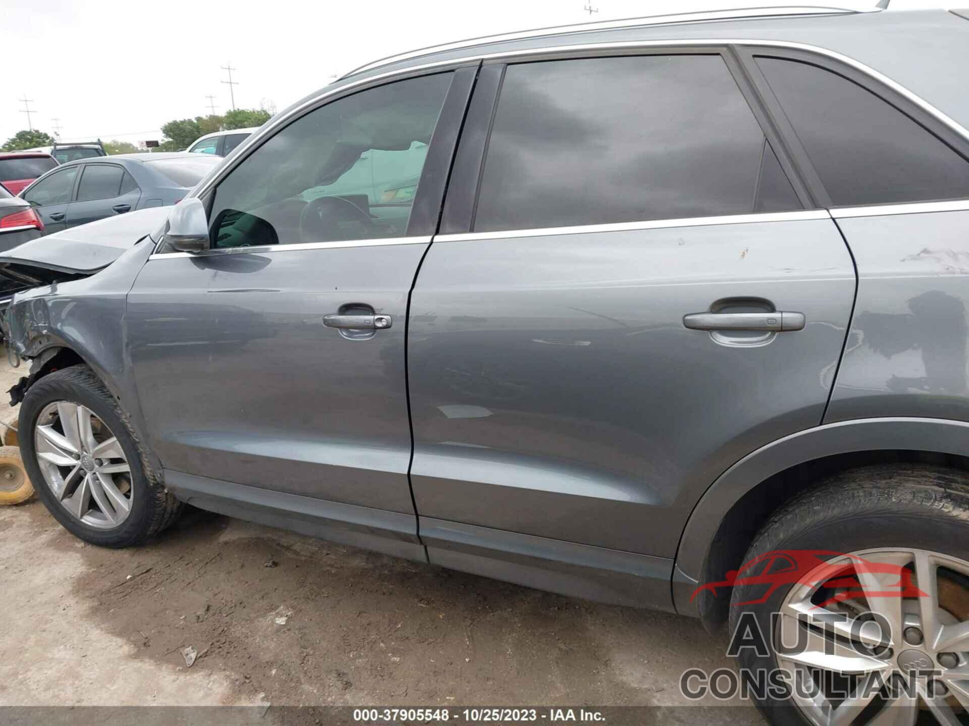 AUDI Q3 2016 - WA1EFCFS5GR007606