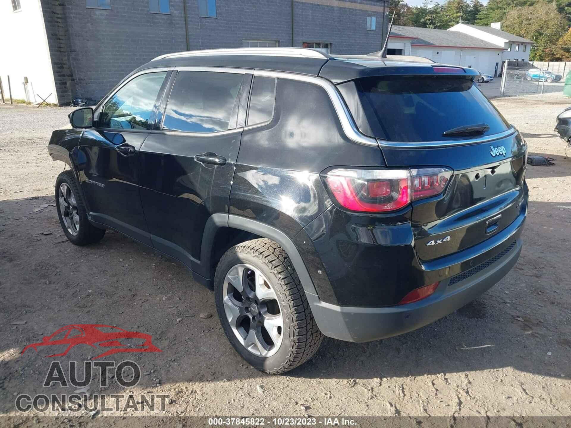 JEEP COMPASS 2018 - 3C4NJDCB7JT143510