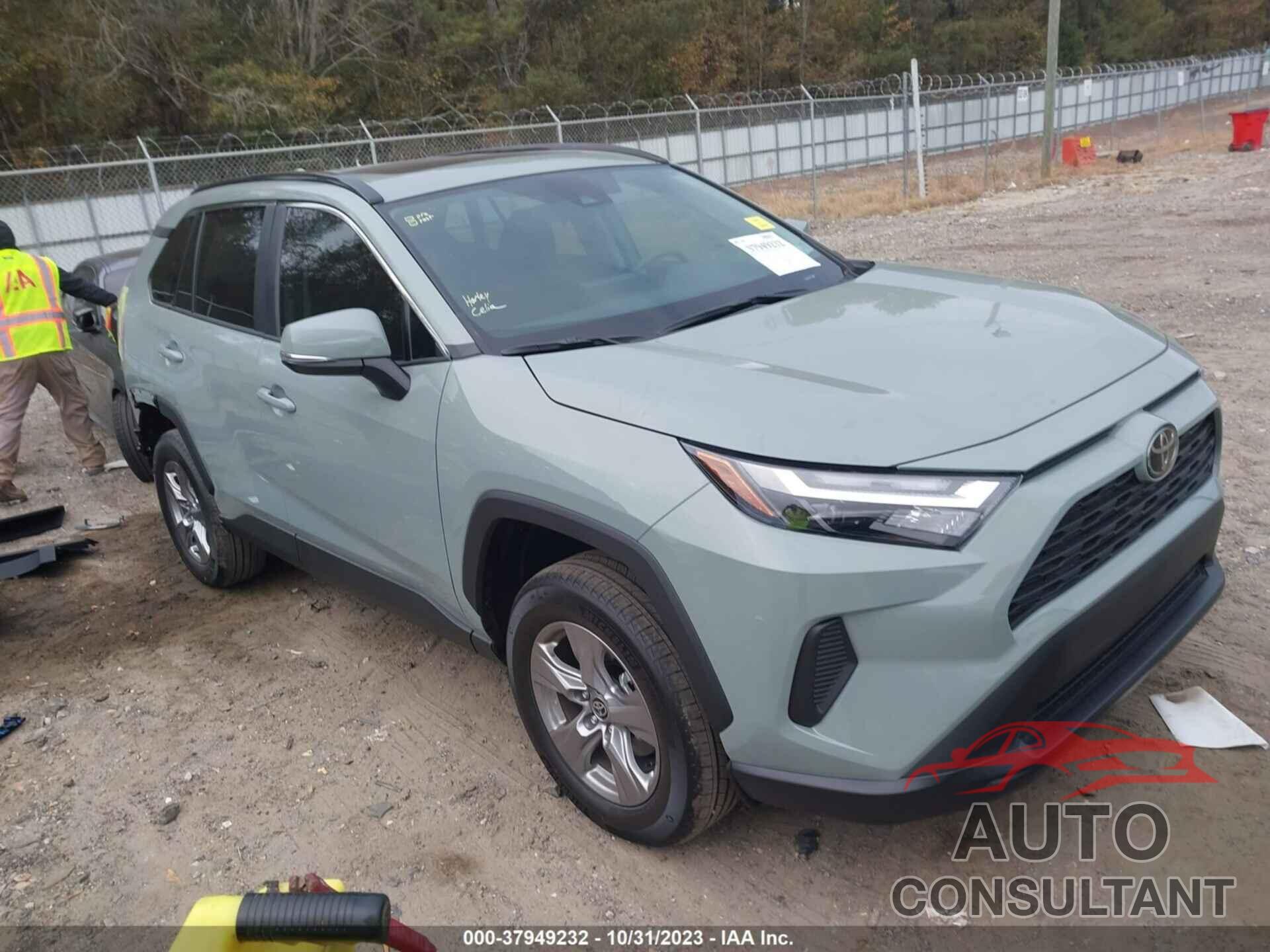 TOYOTA RAV4 2023 - 2T3W1RFV6PW290037