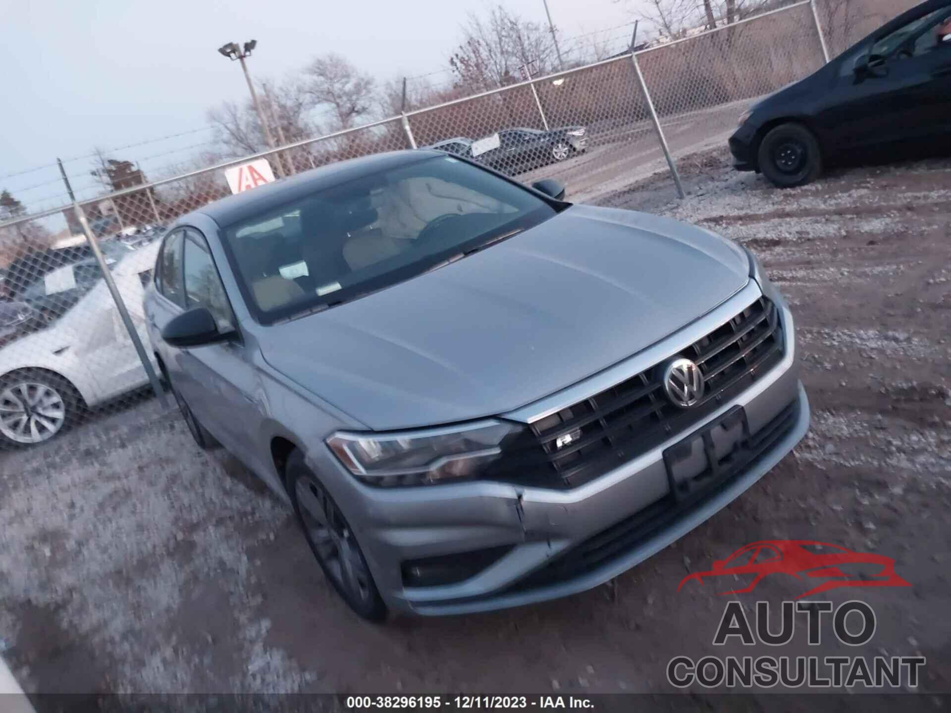 VOLKSWAGEN JETTA 2019 - 3VWCB7BUXKM245286