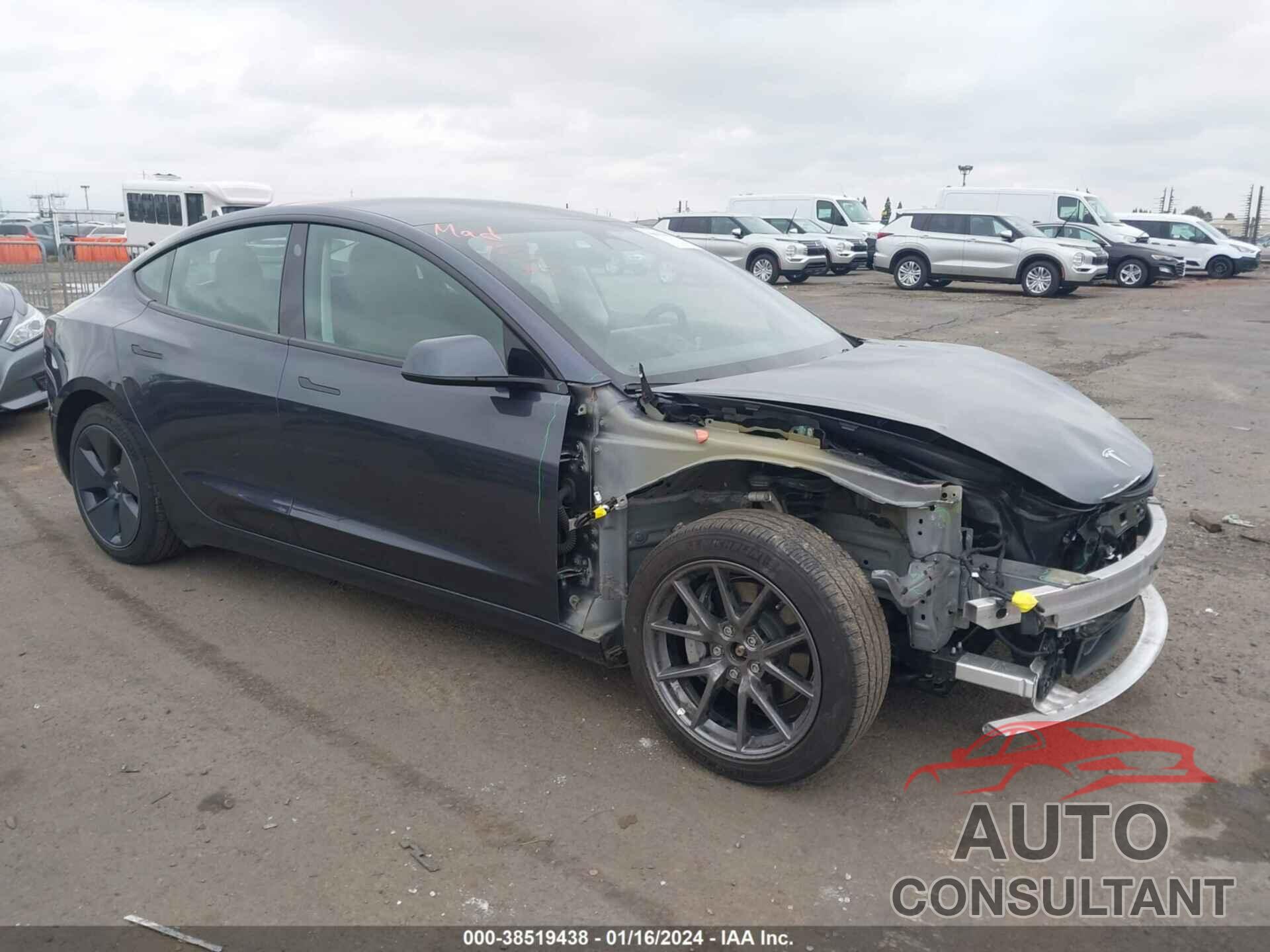 TESLA MODEL 3 2022 - 5YJ3E1EB8NF240453