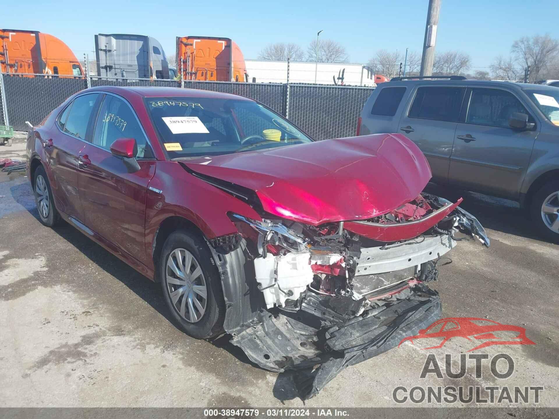 TOYOTA CAMRY 2021 - 4T1C31AK5MU026744
