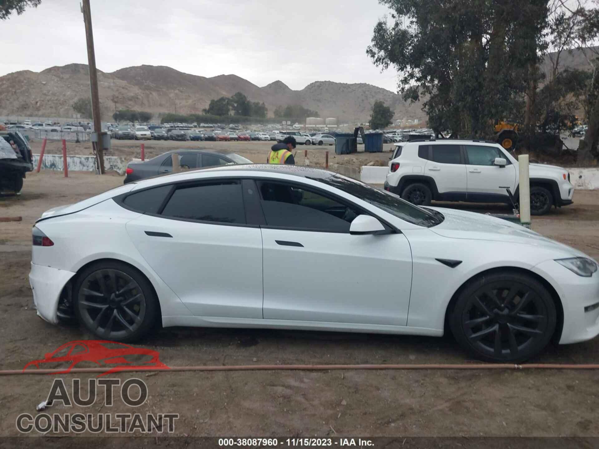 TESLA MODEL S 2021 - 5YJSA1E68MF443755