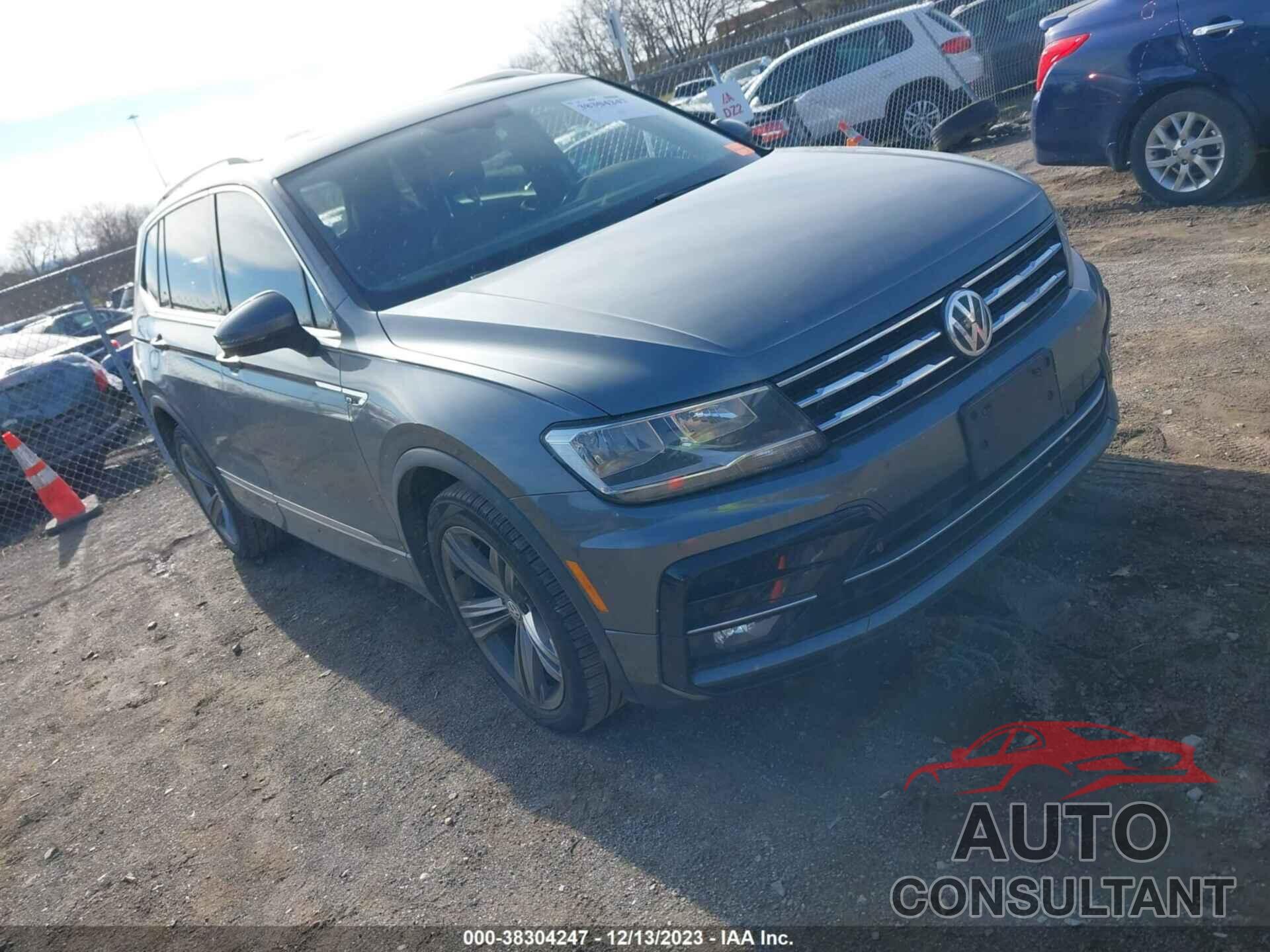 VOLKSWAGEN TIGUAN 2018 - 3VV3B7AX4JM137423