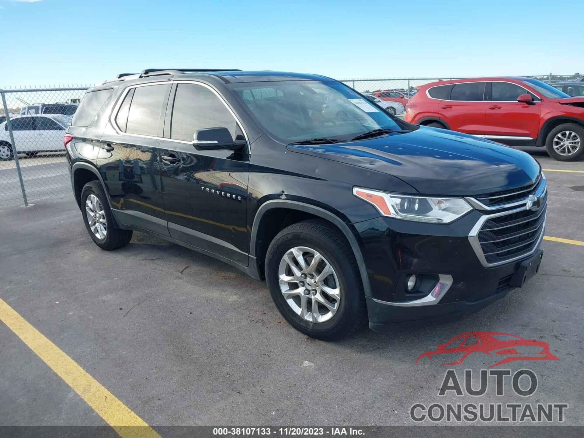 CHEVROLET TRAVERSE 2018 - 1GNERGKW0JJ258446