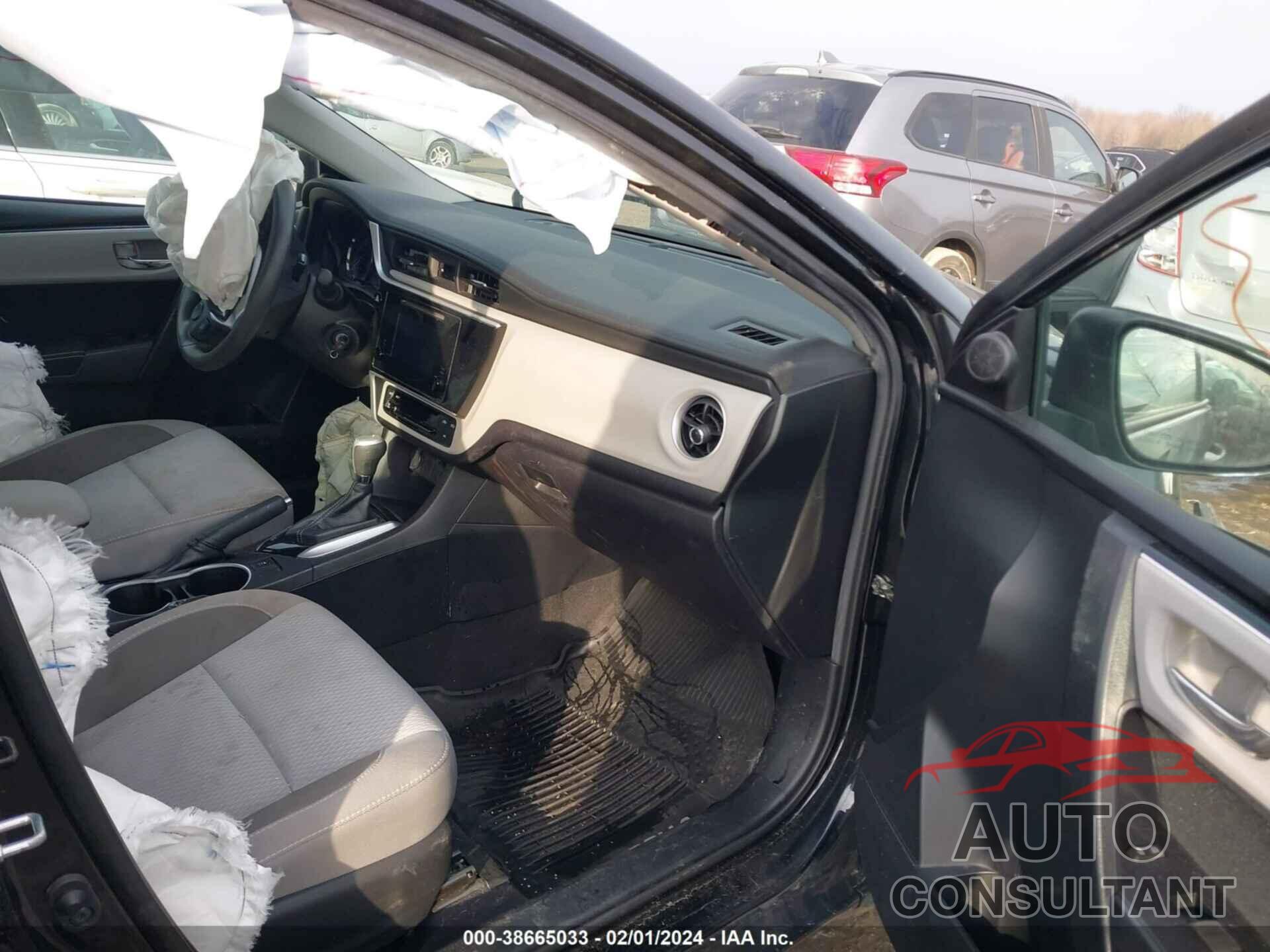 TOYOTA COROLLA 2019 - 2T1BURHE5KC208787