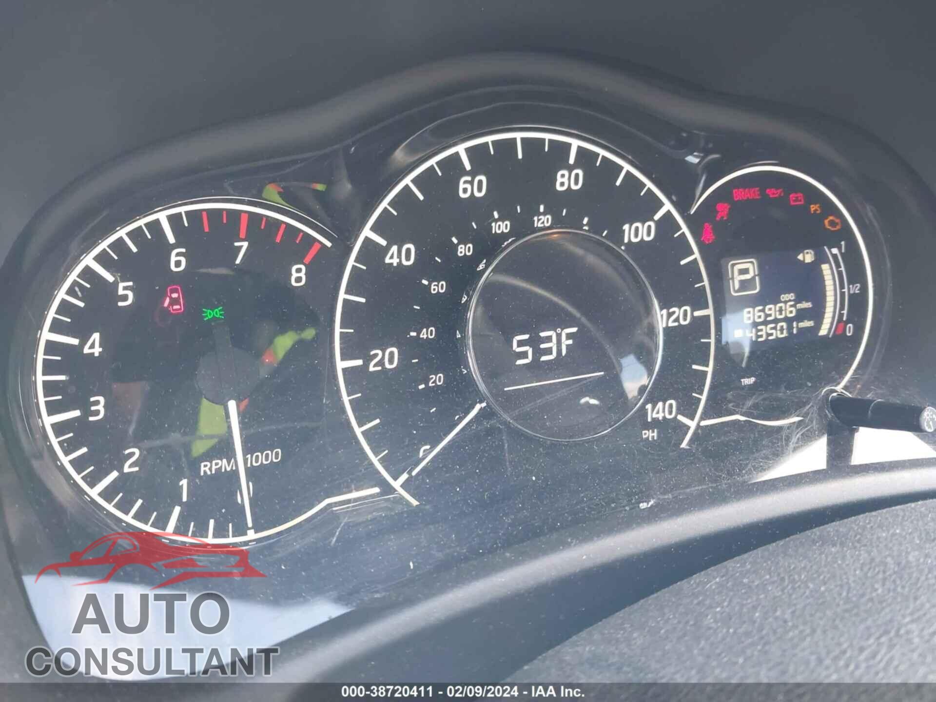 NISSAN VERSA NOTE 2017 - 3N1CE2CP9HL358301