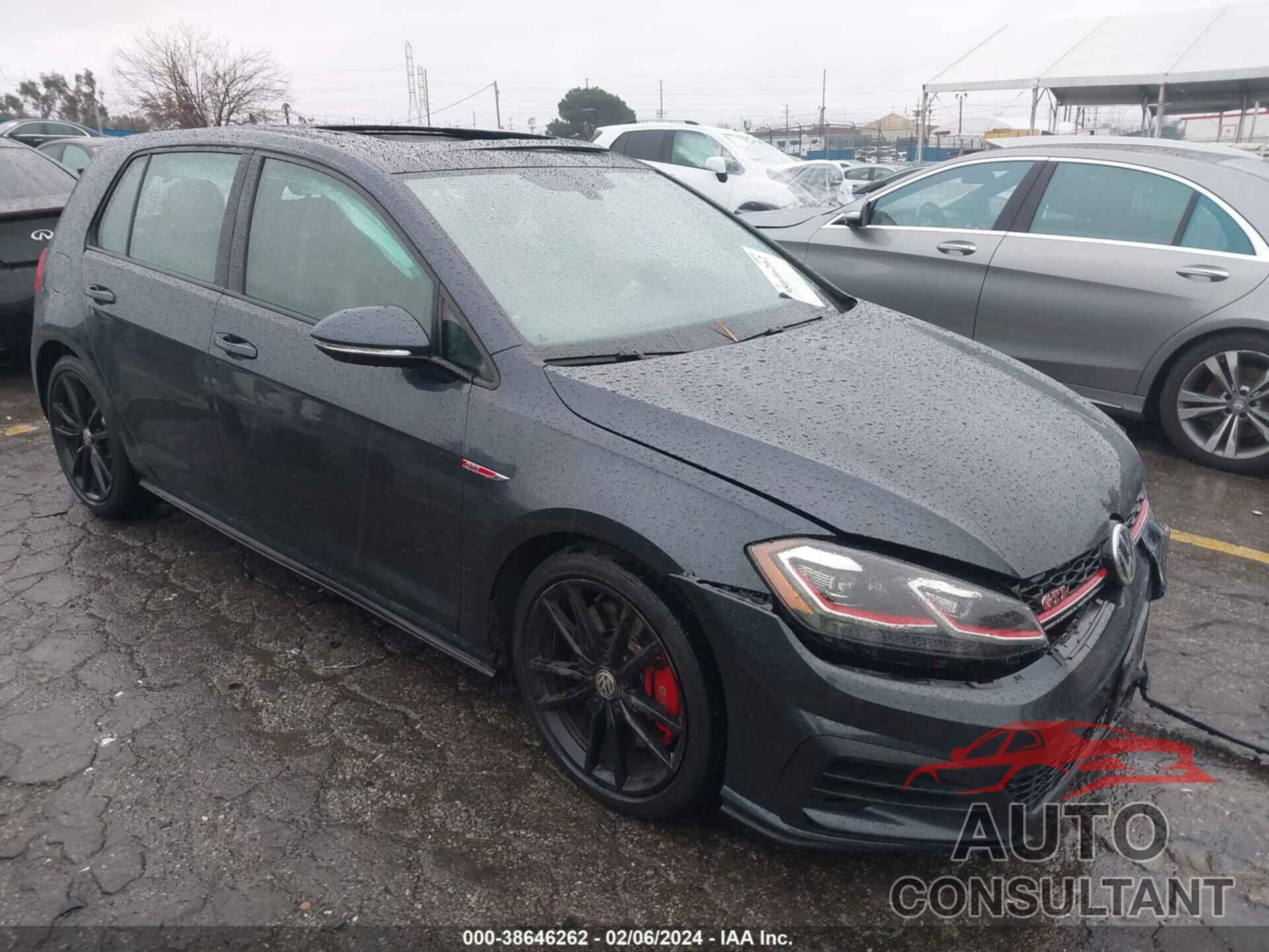 VOLKSWAGEN GOLF GTI 2019 - 3VW6T7AUXKM001617