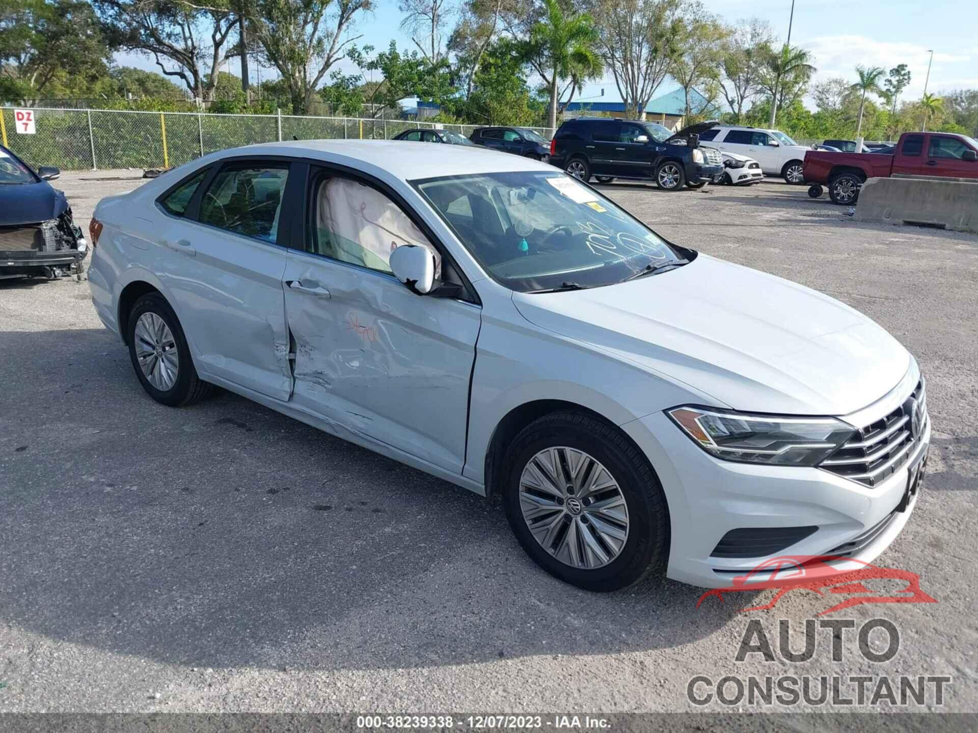 VOLKSWAGEN JETTA 2019 - 3VWC57BU2KM097013