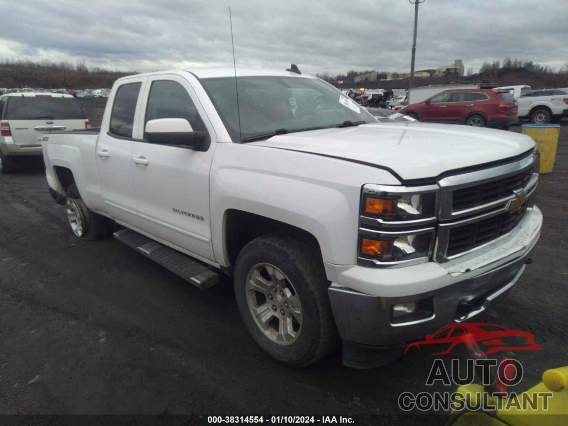 CHEVROLET SILVERADO 1500 2015 - 1GCVKREH3FZ212883