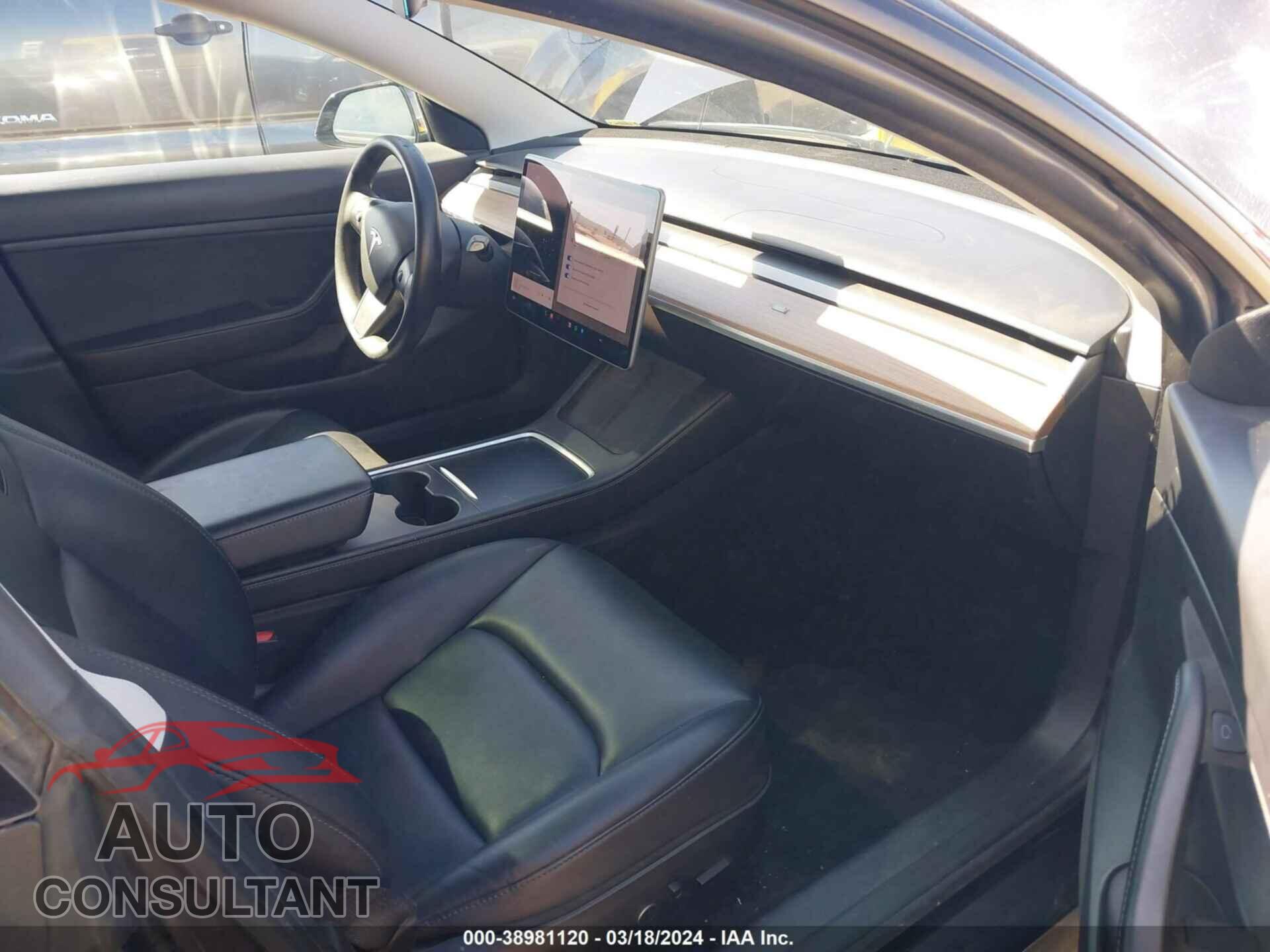 TESLA MODEL 3 2021 - 5YJ3E1EA8MF878076