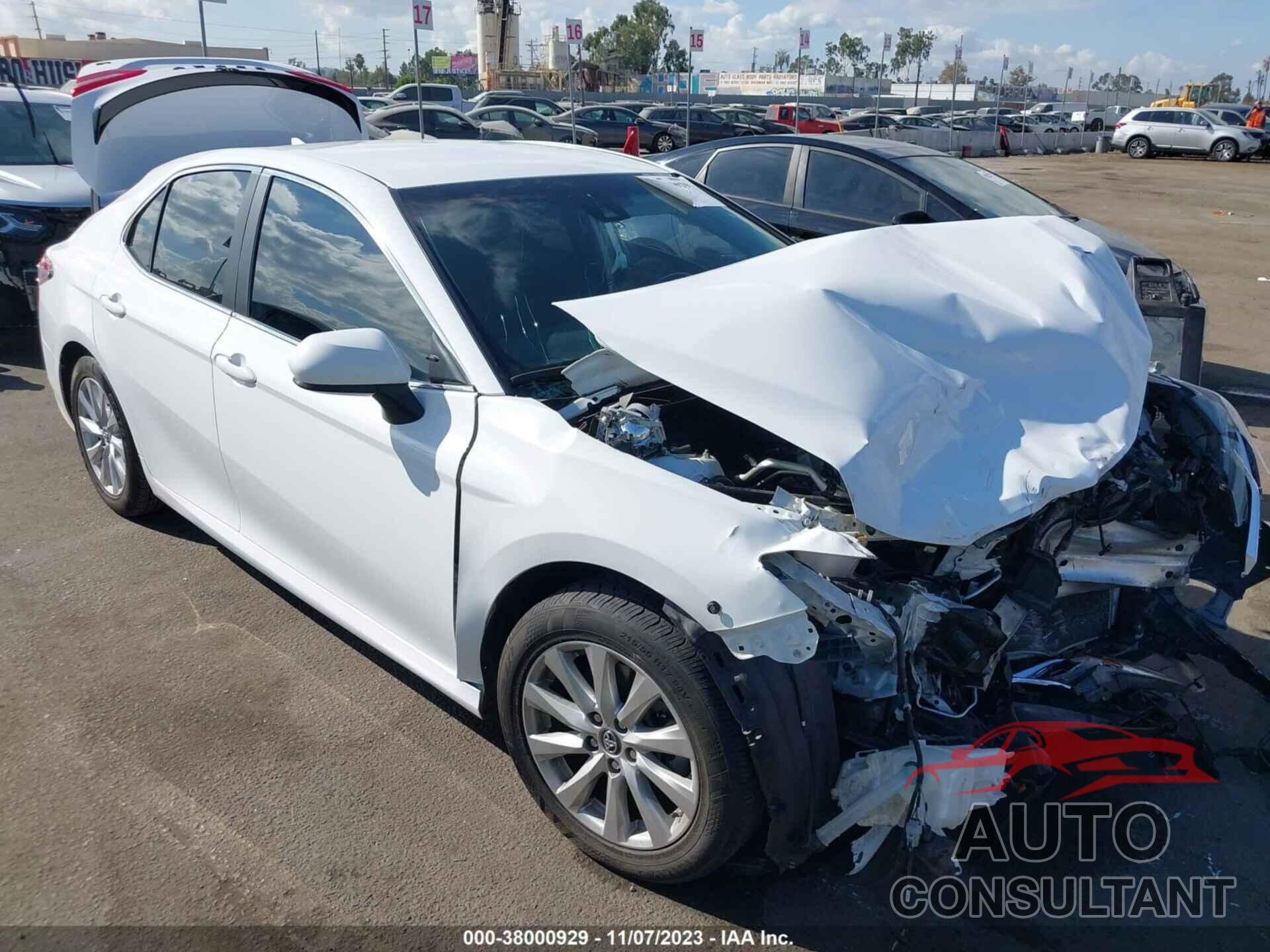 TOYOTA CAMRY 2019 - 4T1B11HK8KU800280