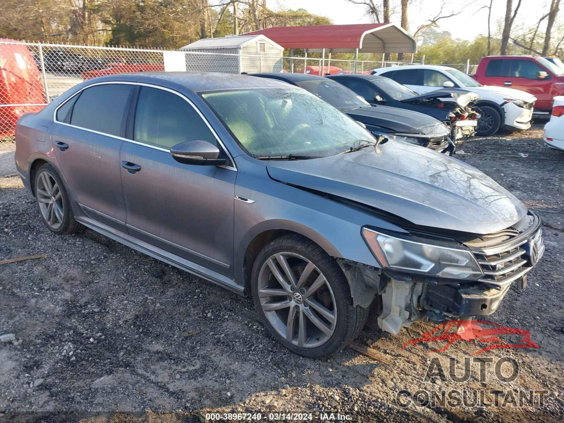 VOLKSWAGEN PASSAT 2017 - 1VWDT7A31HC009453