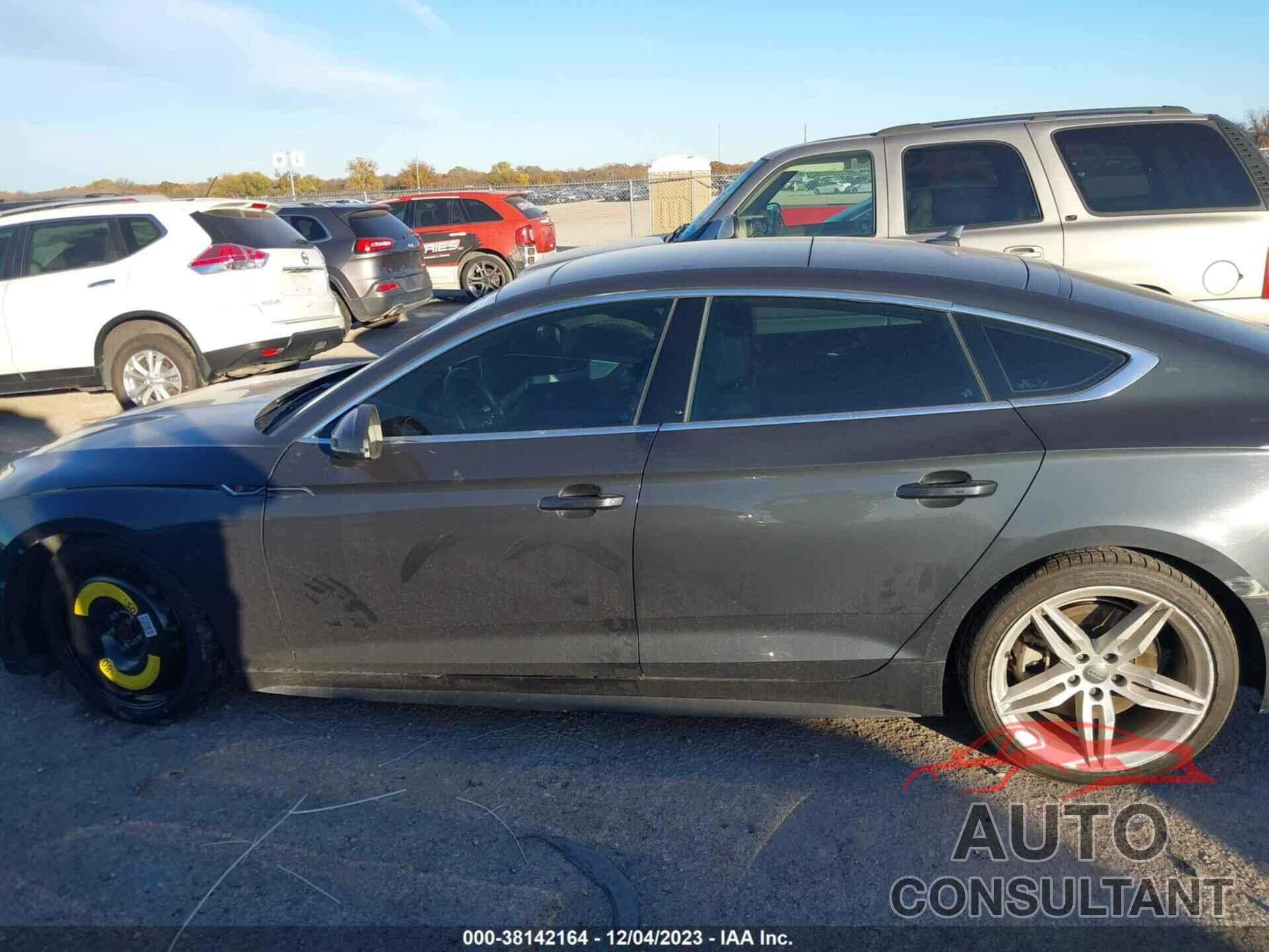 AUDI A5 2019 - WAUENCF54KA070123