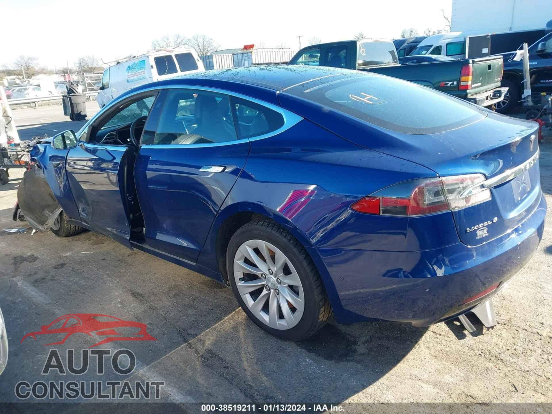 TESLA MODEL S 2017 - 5YJSA1E15HF213911