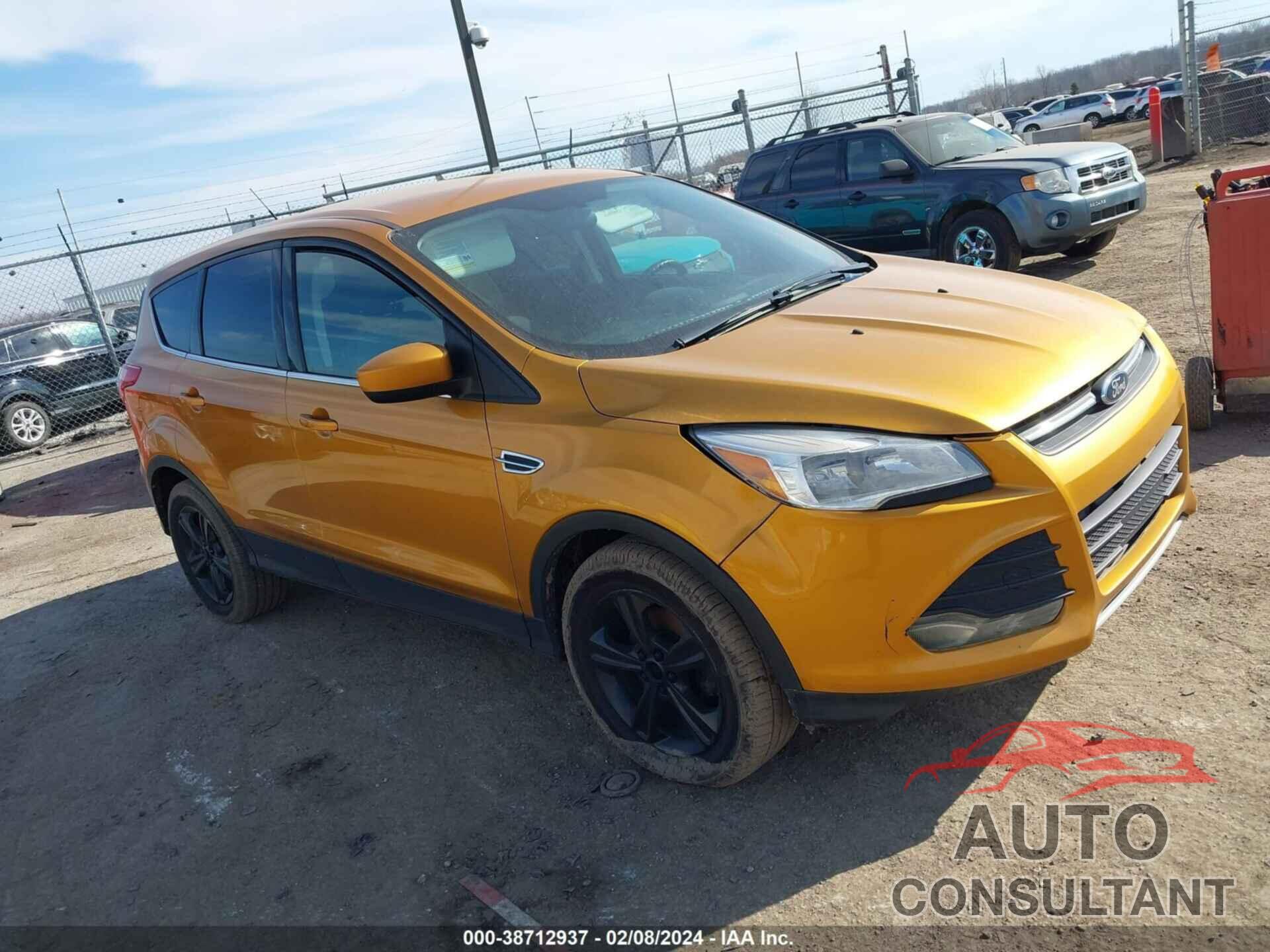 FORD ESCAPE 2016 - 1FMCU0GX0GUB21971