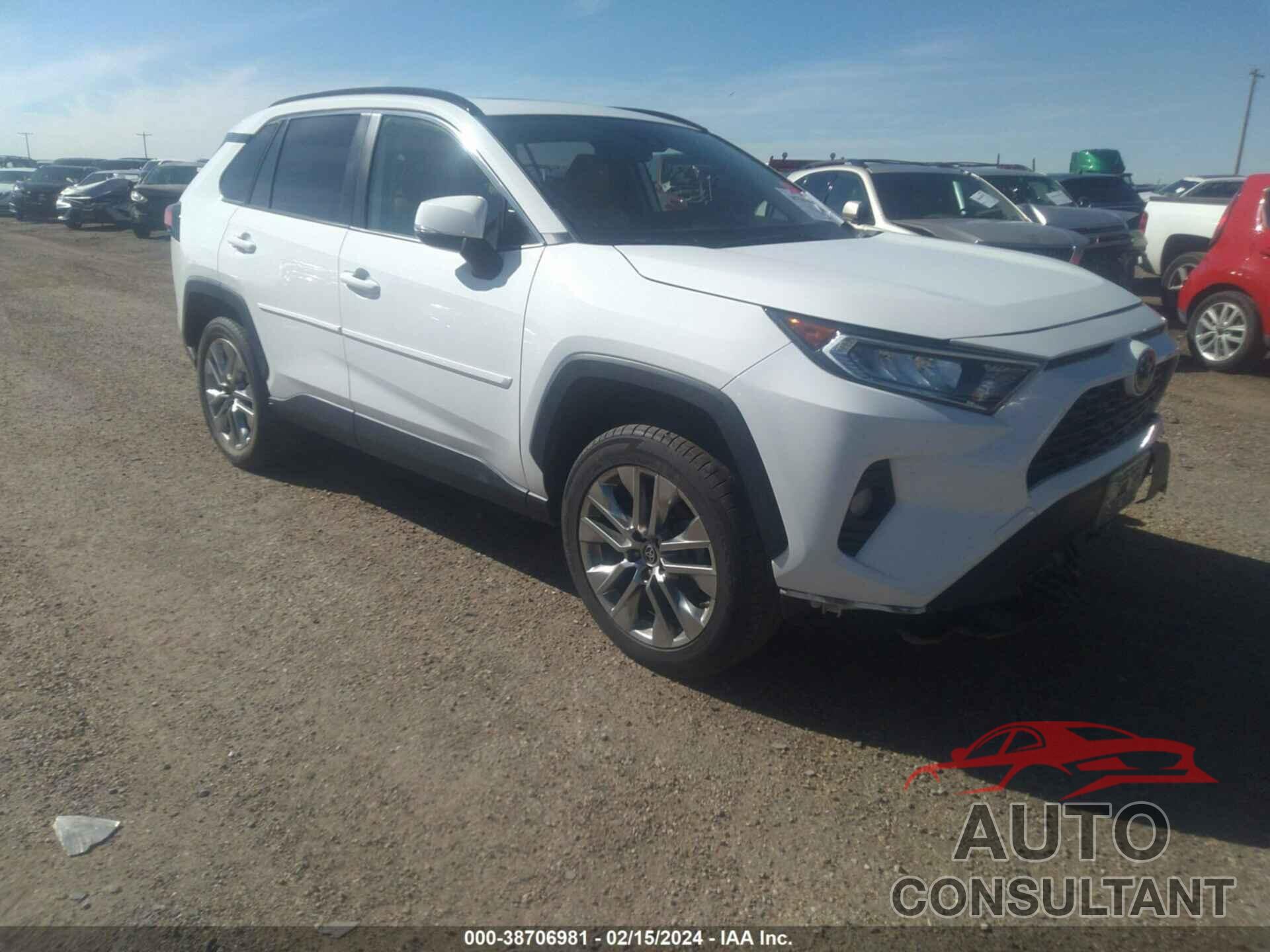 TOYOTA RAV4 2019 - JTMC1RFV7KD040038